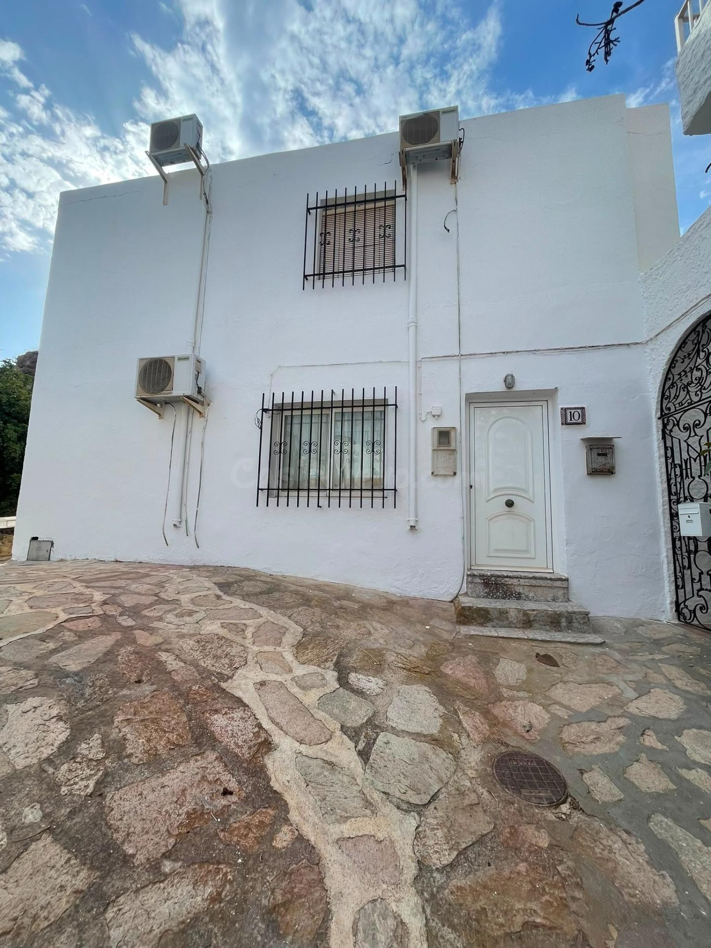 CASA INDEPENDIENTE CON VISTAS AL MAR Y JUNTO A SIERRA CABRERA – MOJÁCAR PUEBLO