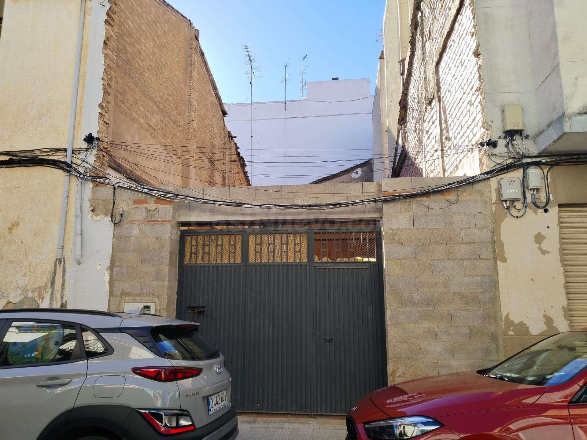 ALG125 - SOLAR EN CALLE GOYA DE ALGEMESI