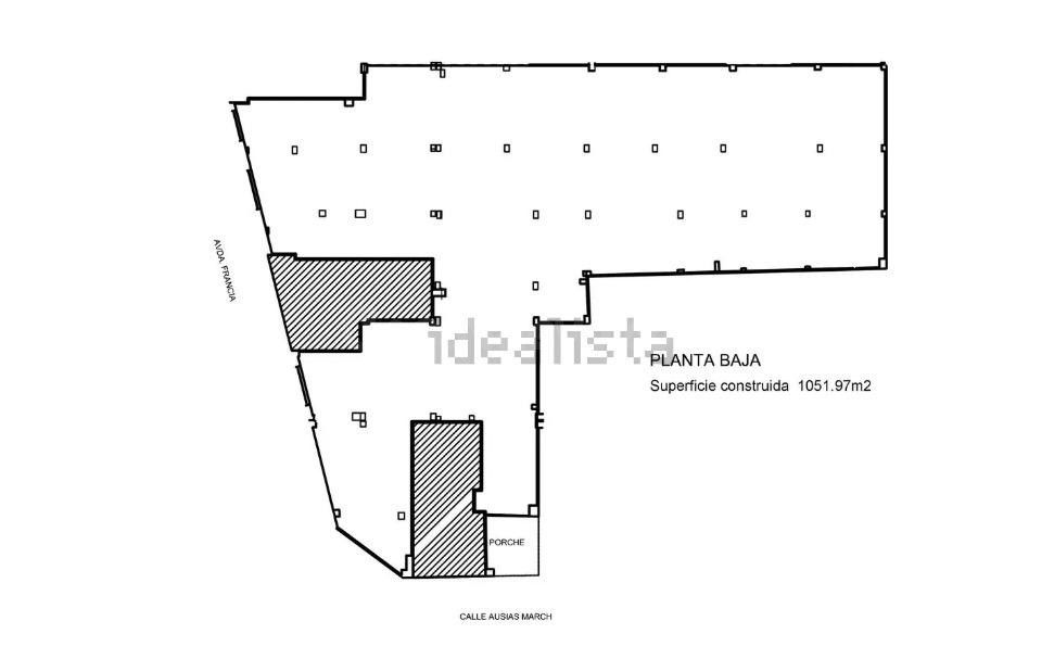 LOCAL DE MÁS DE 1.000 m2 EN VILA-REAL