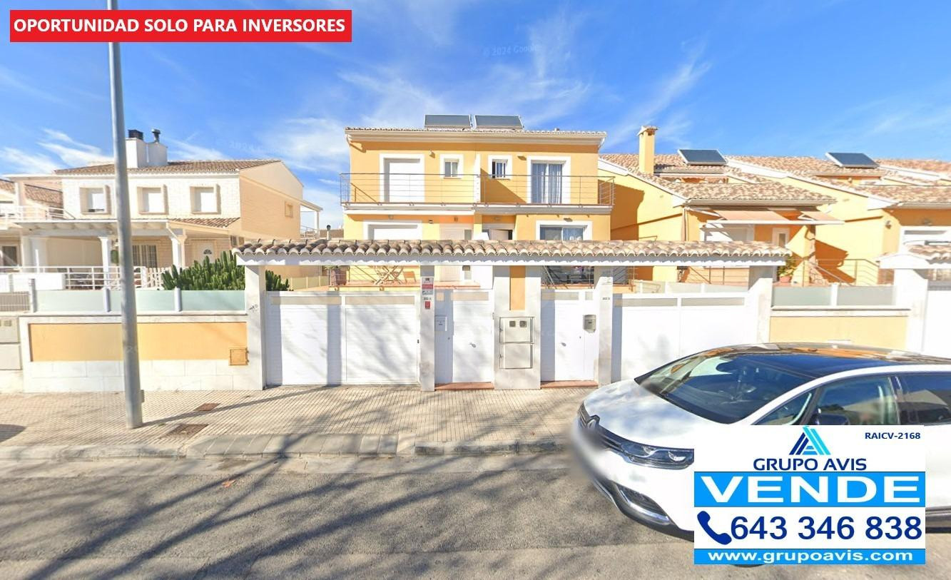 Chalet adosado en Gandia