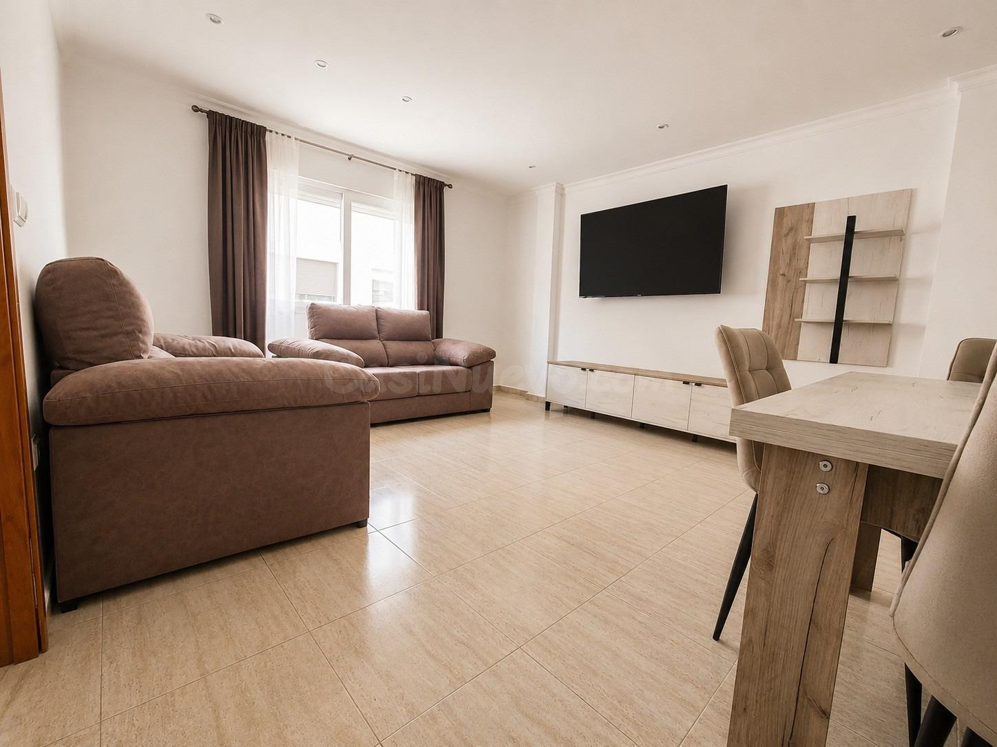 Piso con trastero en venta en Calle Francesc Ferrer Pastor. - foto 4
