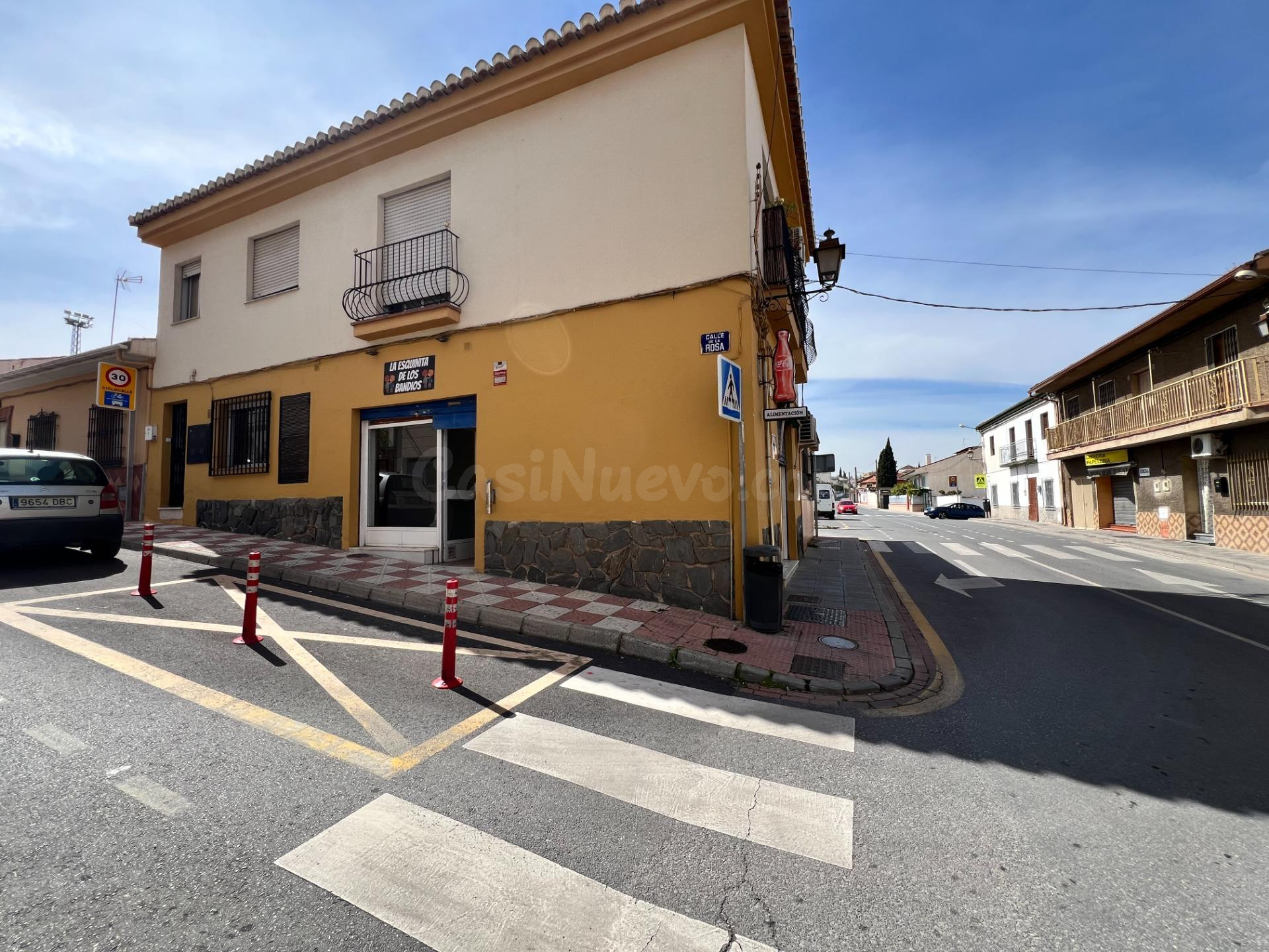 ¡Local Comercial en La Zubia! Ideal para Tu Negocio ✨
