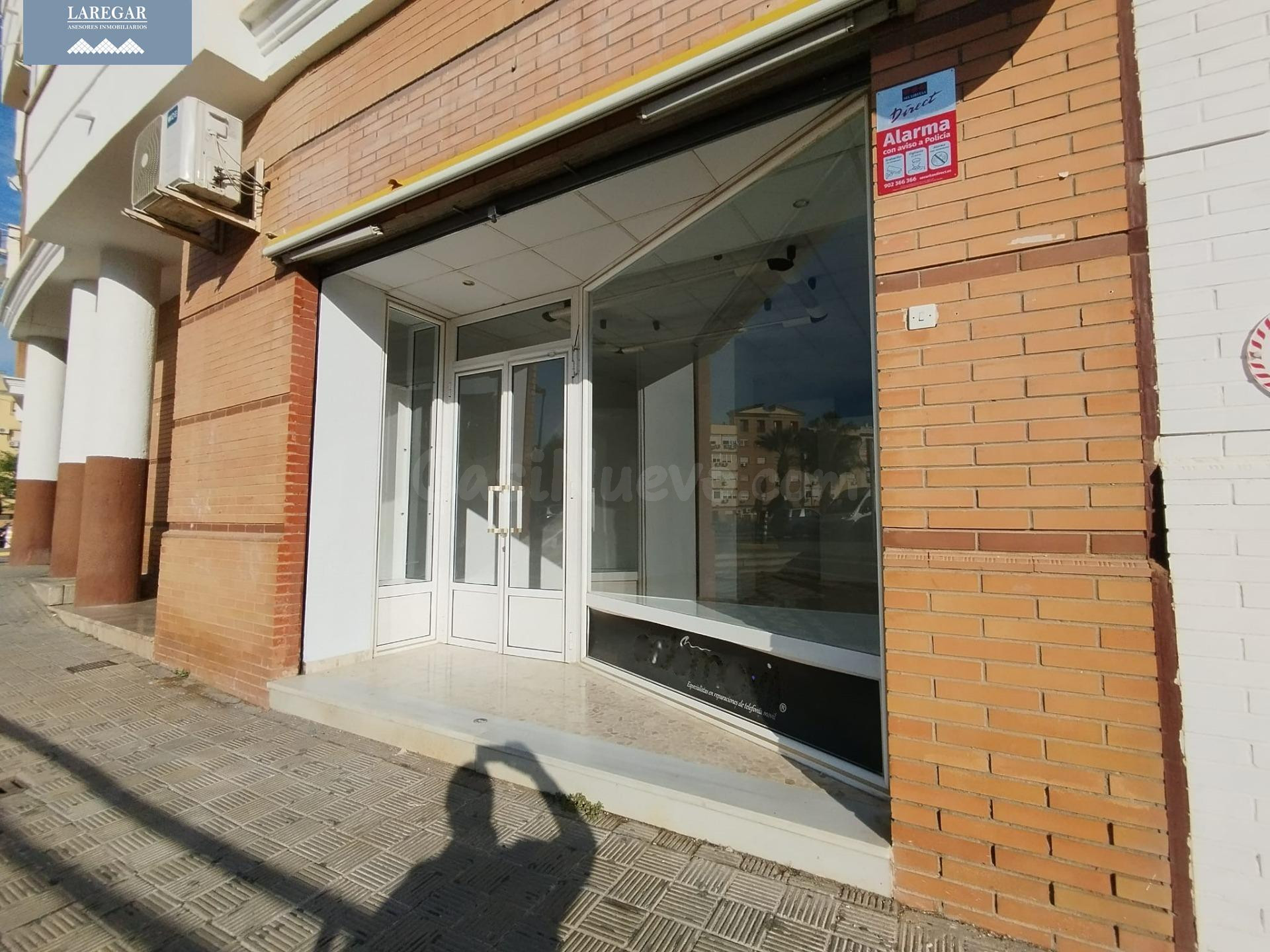 Local comercial en Plaza de Parma, Montequinto