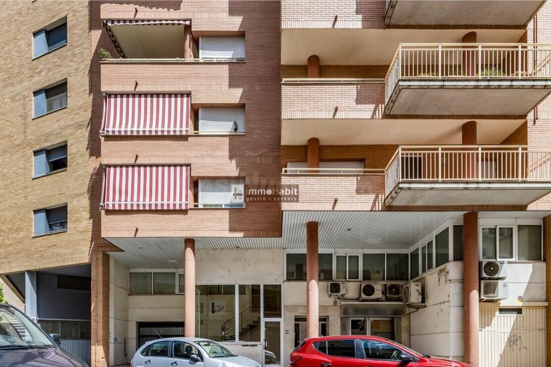 LA TEVA NOVA LLAR T’ESPERA A BALAGUER! PIS DE 4 HABITACIONS  - foto 2