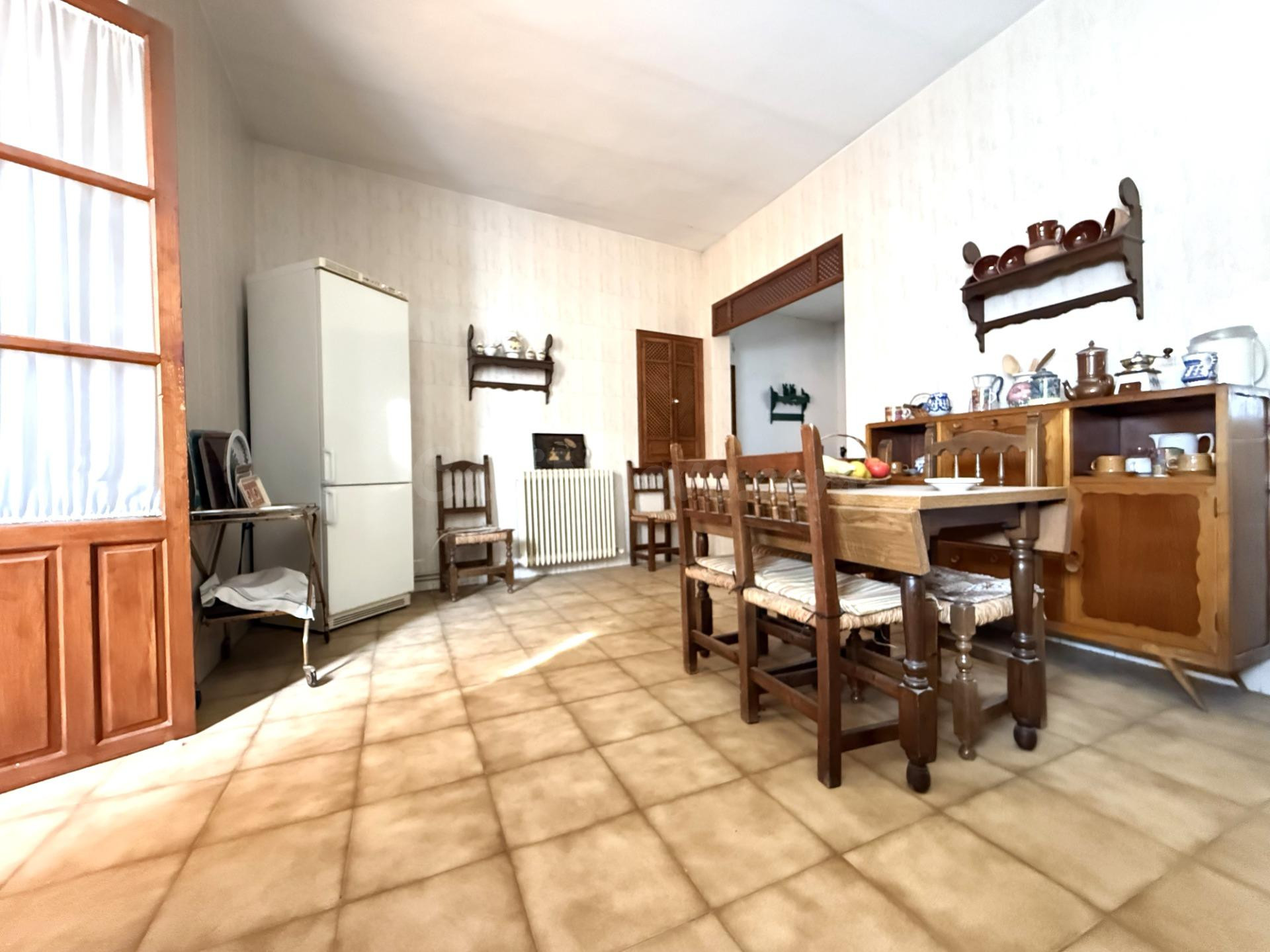 Casa de 533 m2 en el centro con grandes patios y múltiples p