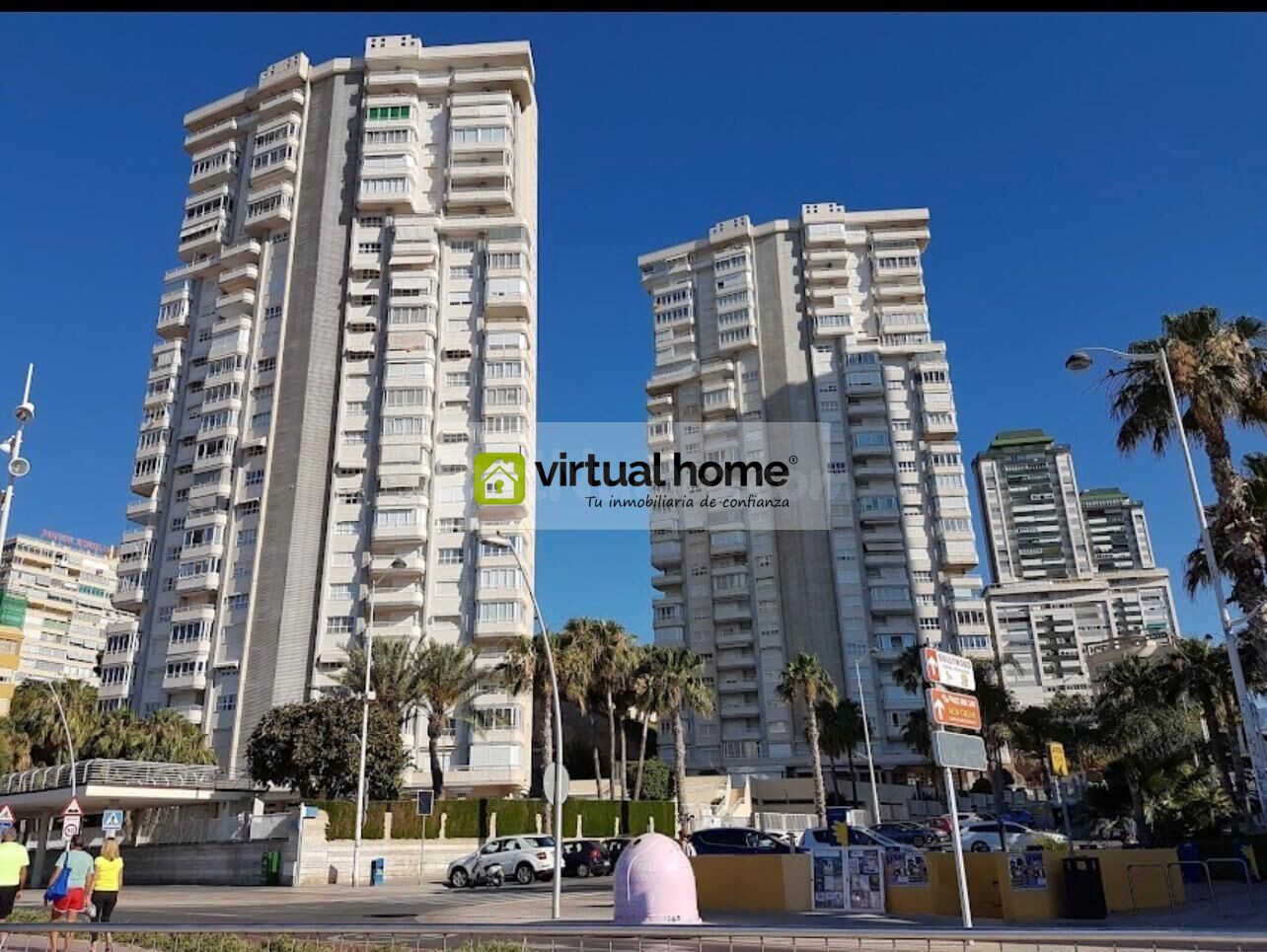 Piso en venta en Avenida de la Armada Española
