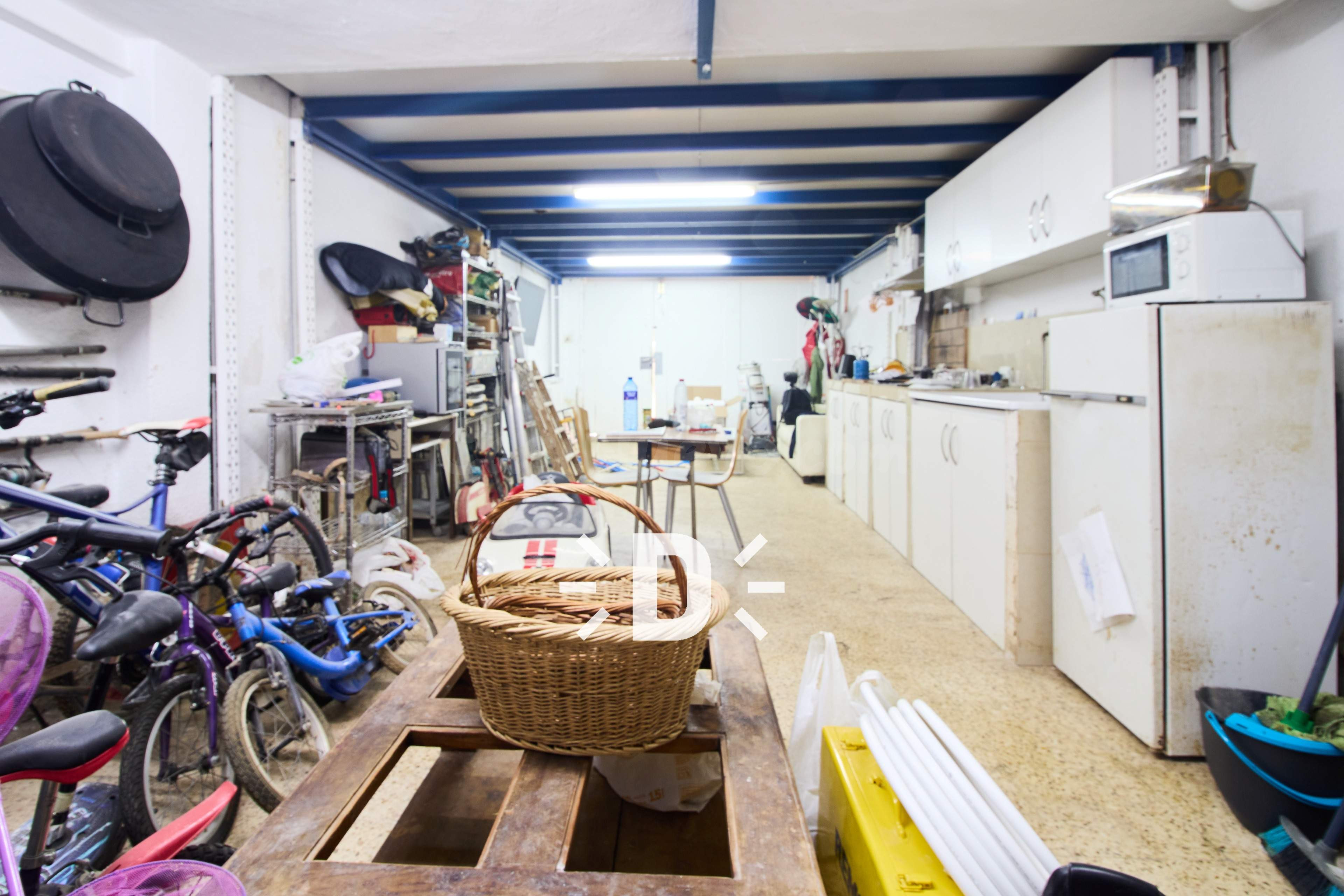 LOCAL COMERCIAL EN BENETUSSER