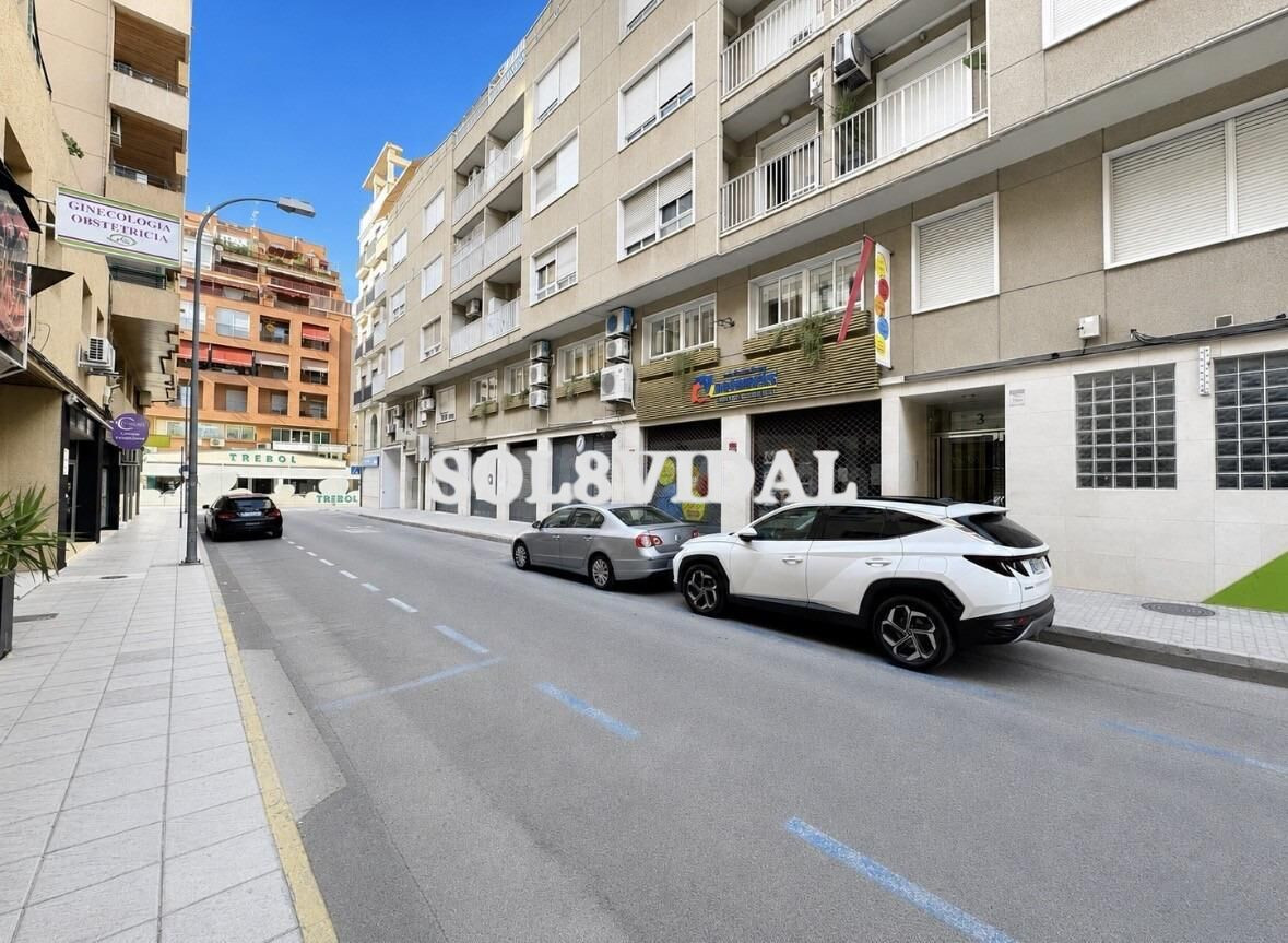 PISO DE LUJO EN LOS ANDENES, AVENIDA DE LA ESTACIÓN.