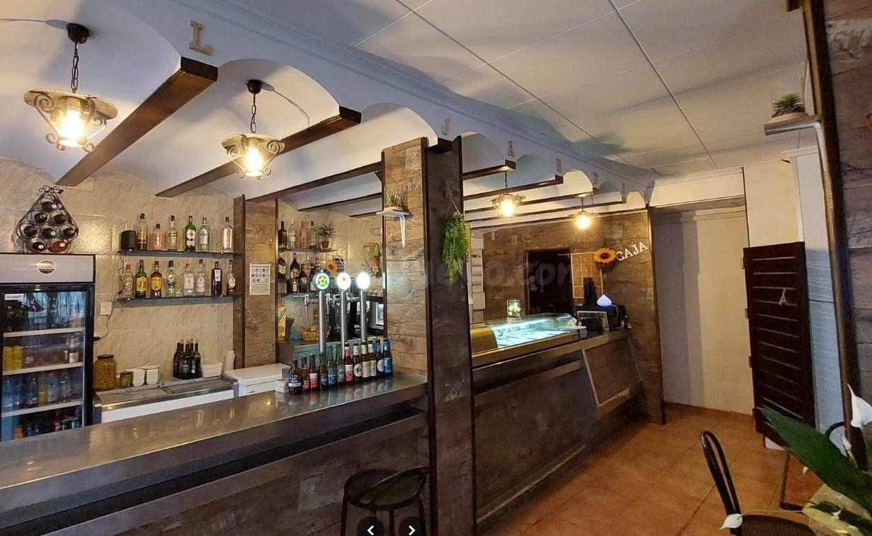 Bar esquinero en Catarroja (El Charco)