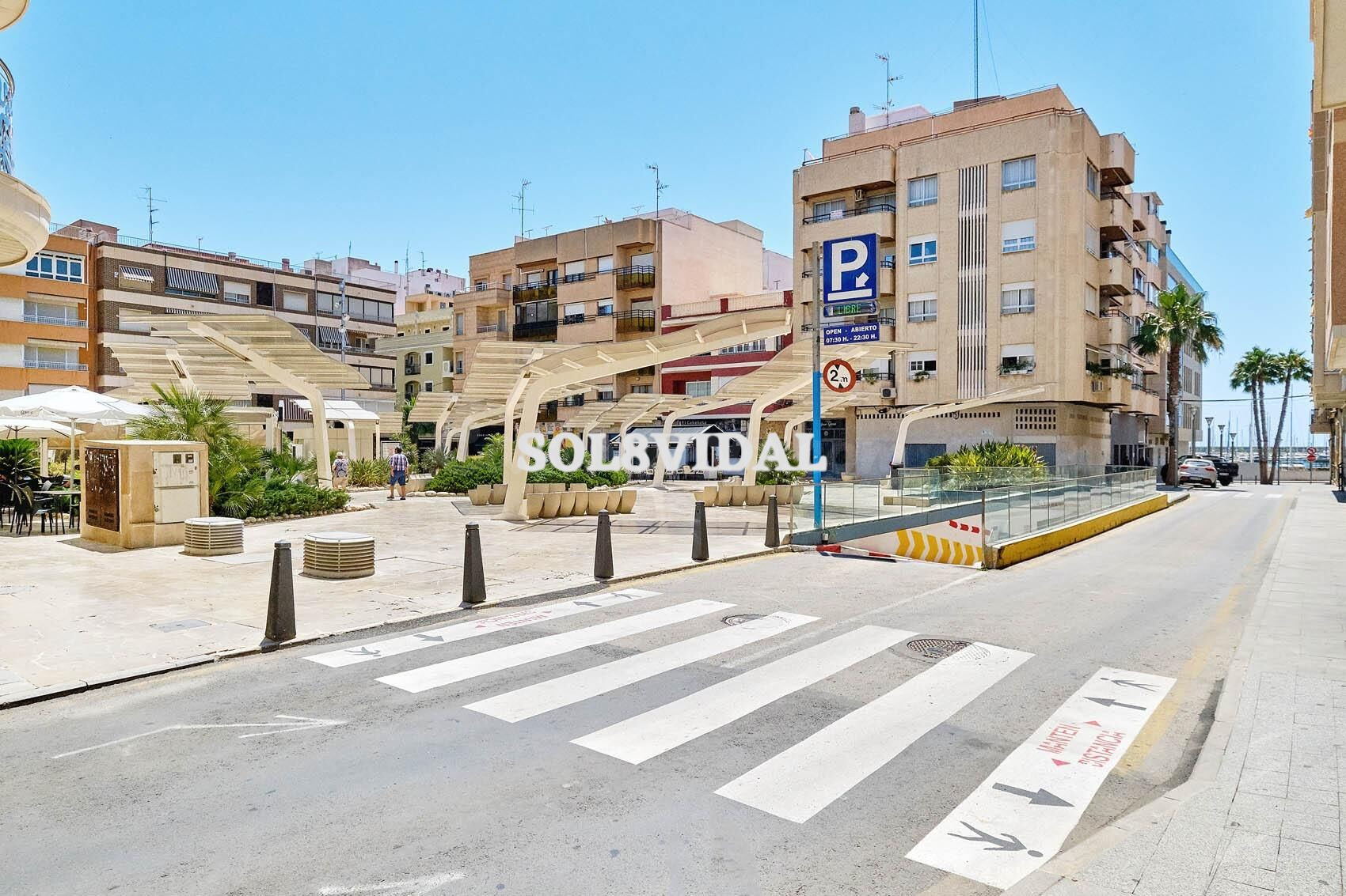 ATICO  DE ALTO STANDING EN EL CENTRO DE TORREVIEJA.