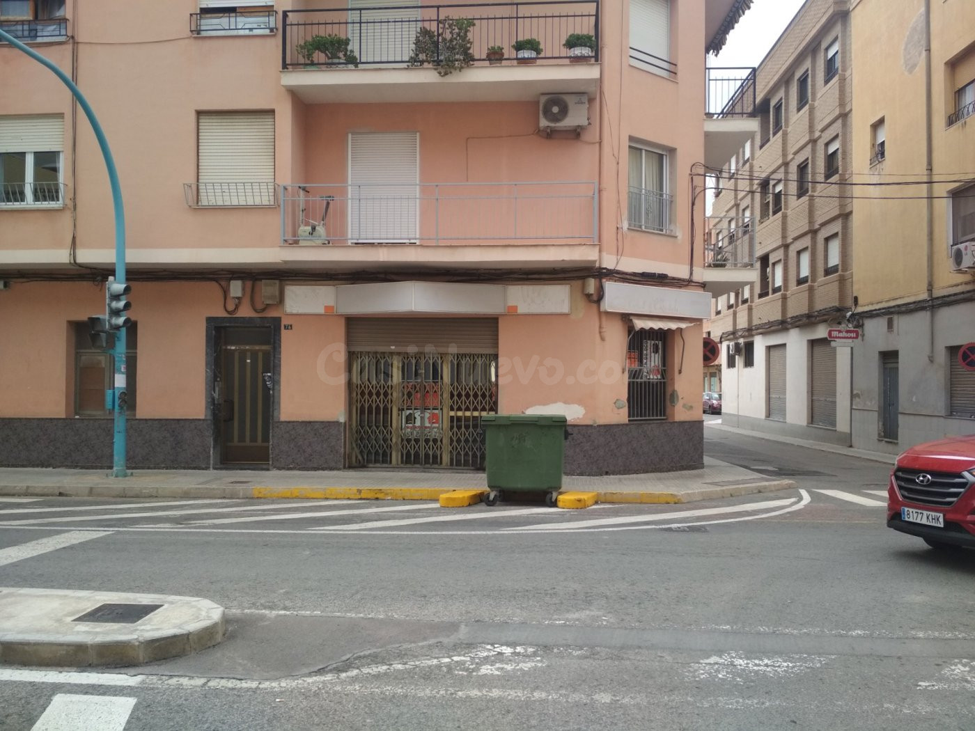 Local comercial 210m² en venta - JUZGADOS