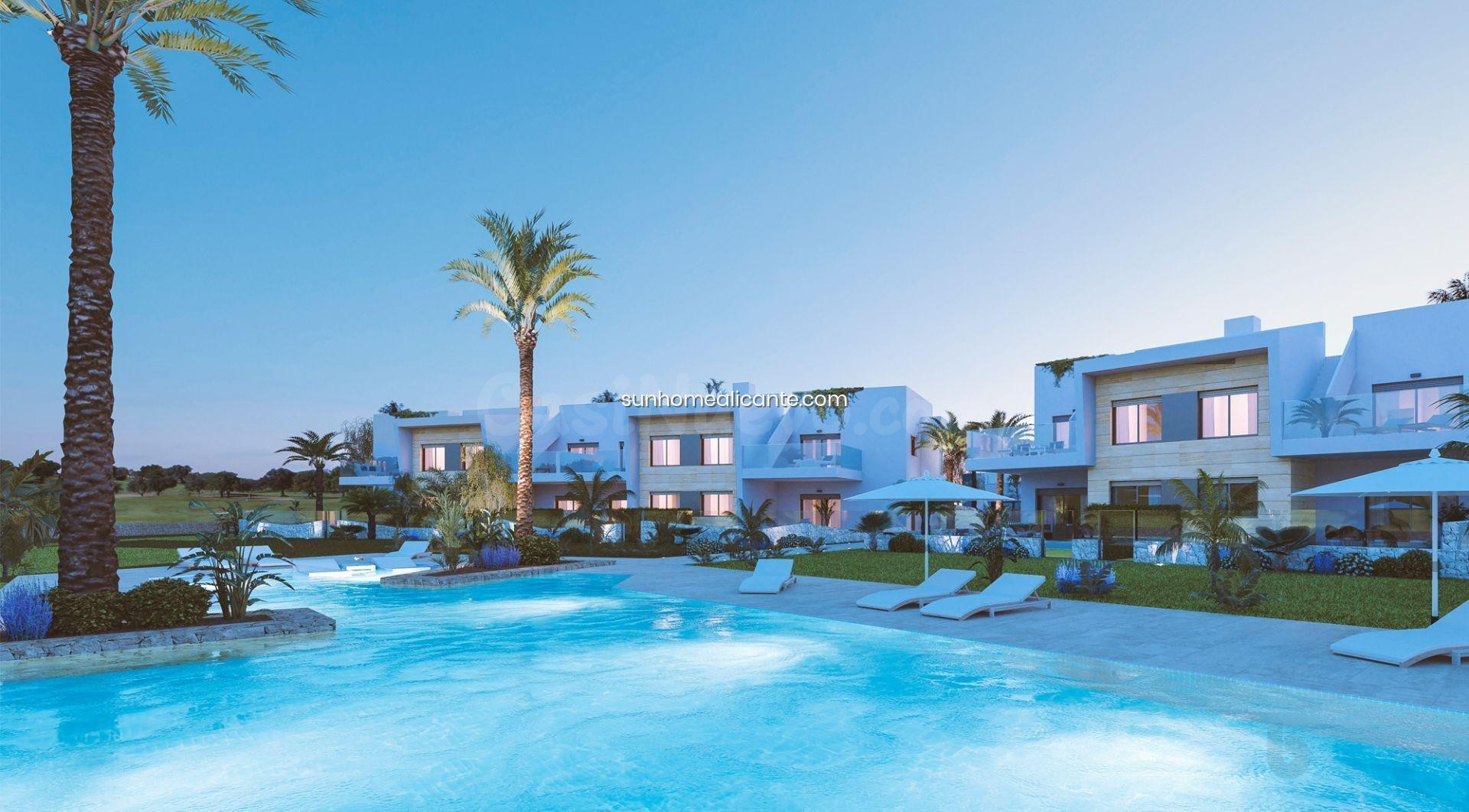 Apartamentos de obra nueva con jardín o solárium en Golf Lo Romero – Alicante