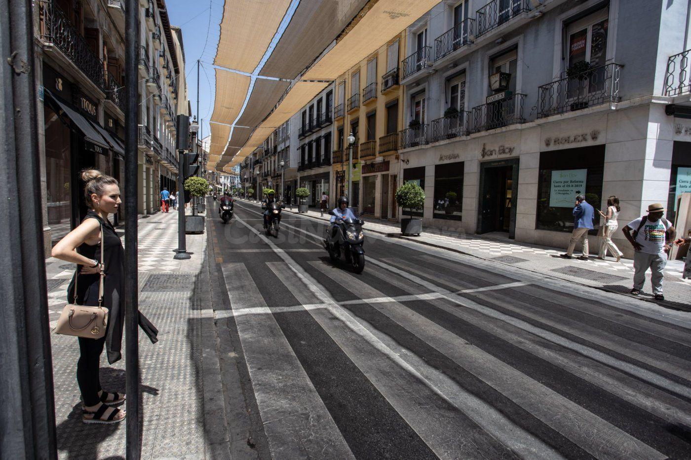 ¿Estas buscando un edificio en pleno centro de Granada?