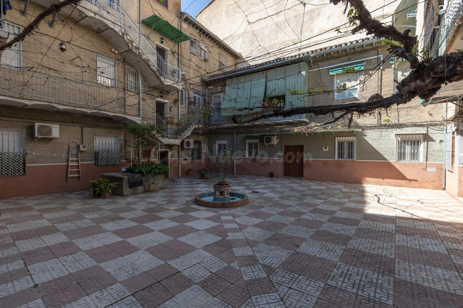 OPORTUNIDAD DE VENTA DE PISO EN ZONA ANCHA DE CAPUCHINOS
