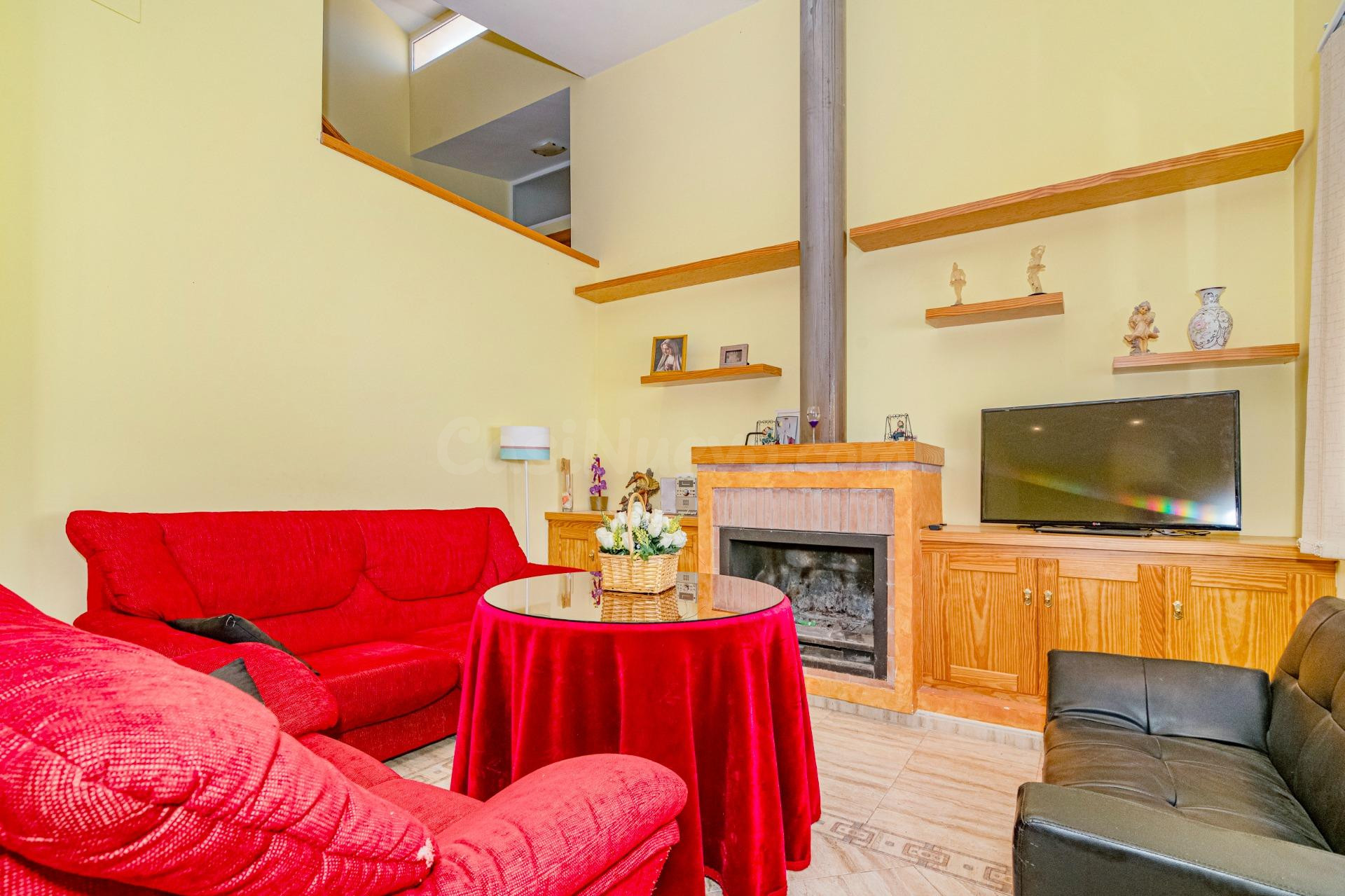 ¡Espectacular Chalet en Tocon, Illora con piscina privada! - foto 4