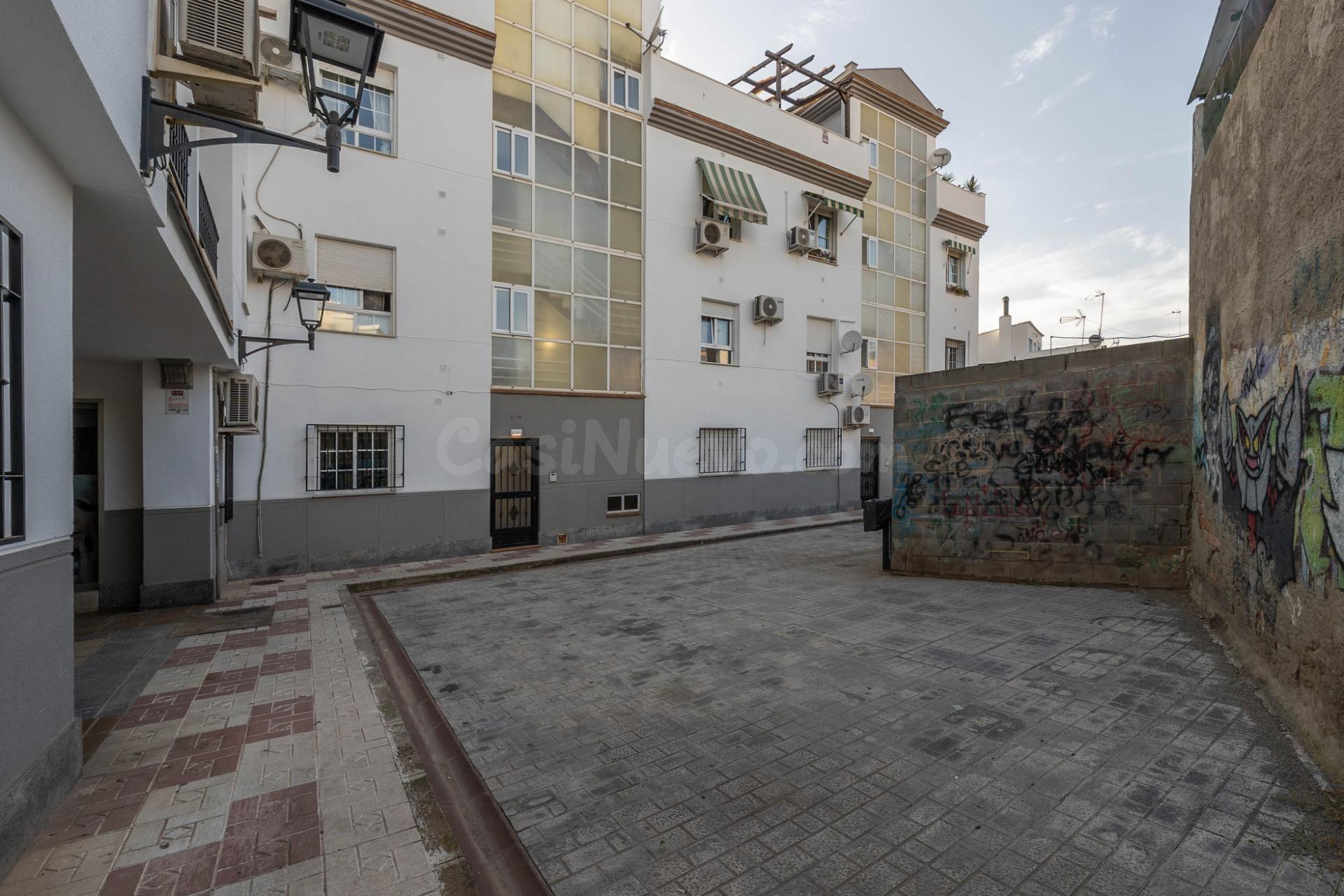 SE VENDE PRECIOSO ATICO CON RENTABILIDAD EN MARACENA