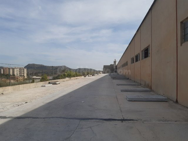Nave industrial