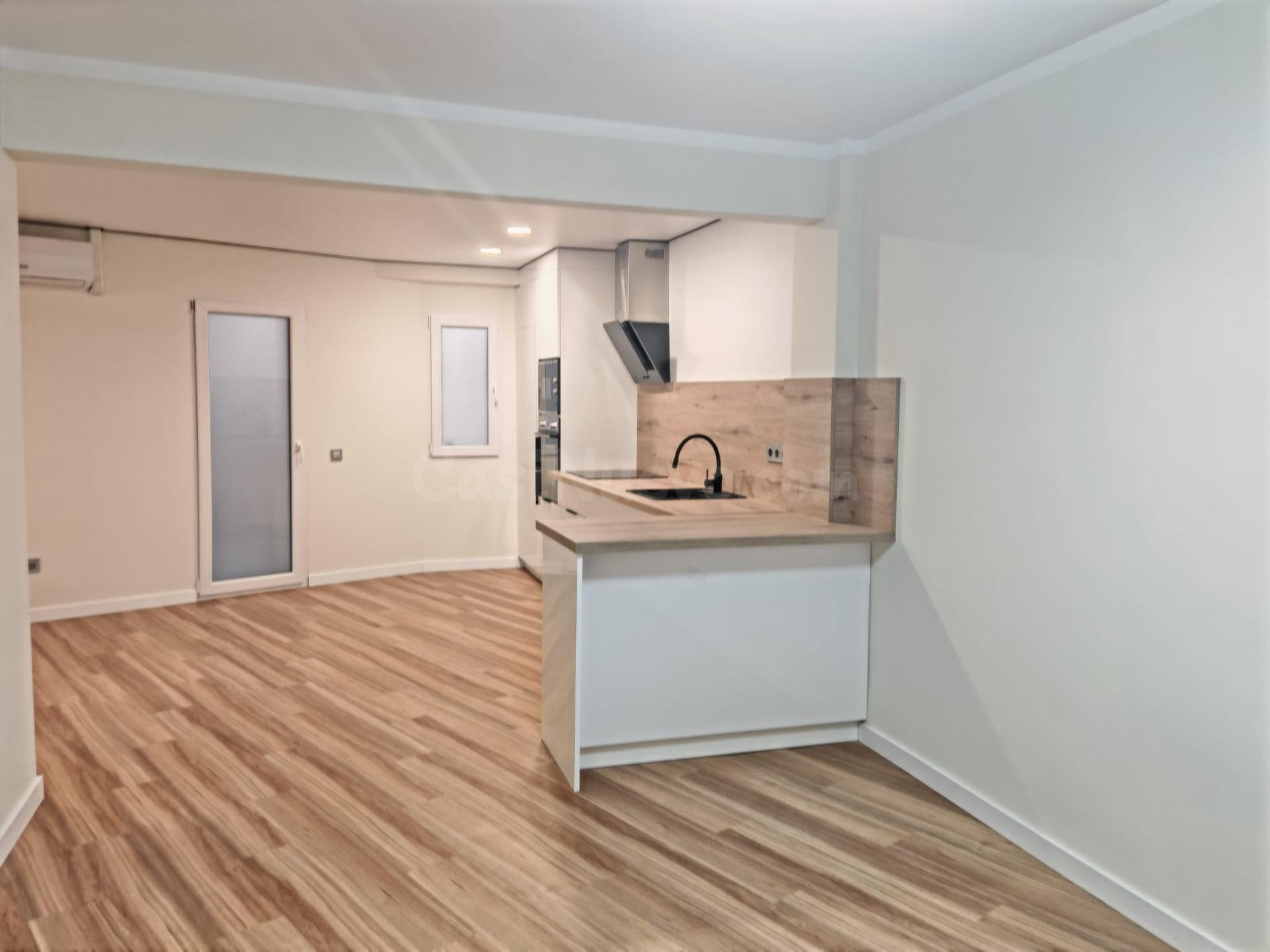 Piso reformado en Venta - al Pie del Castillo de San Fernando - Alicante