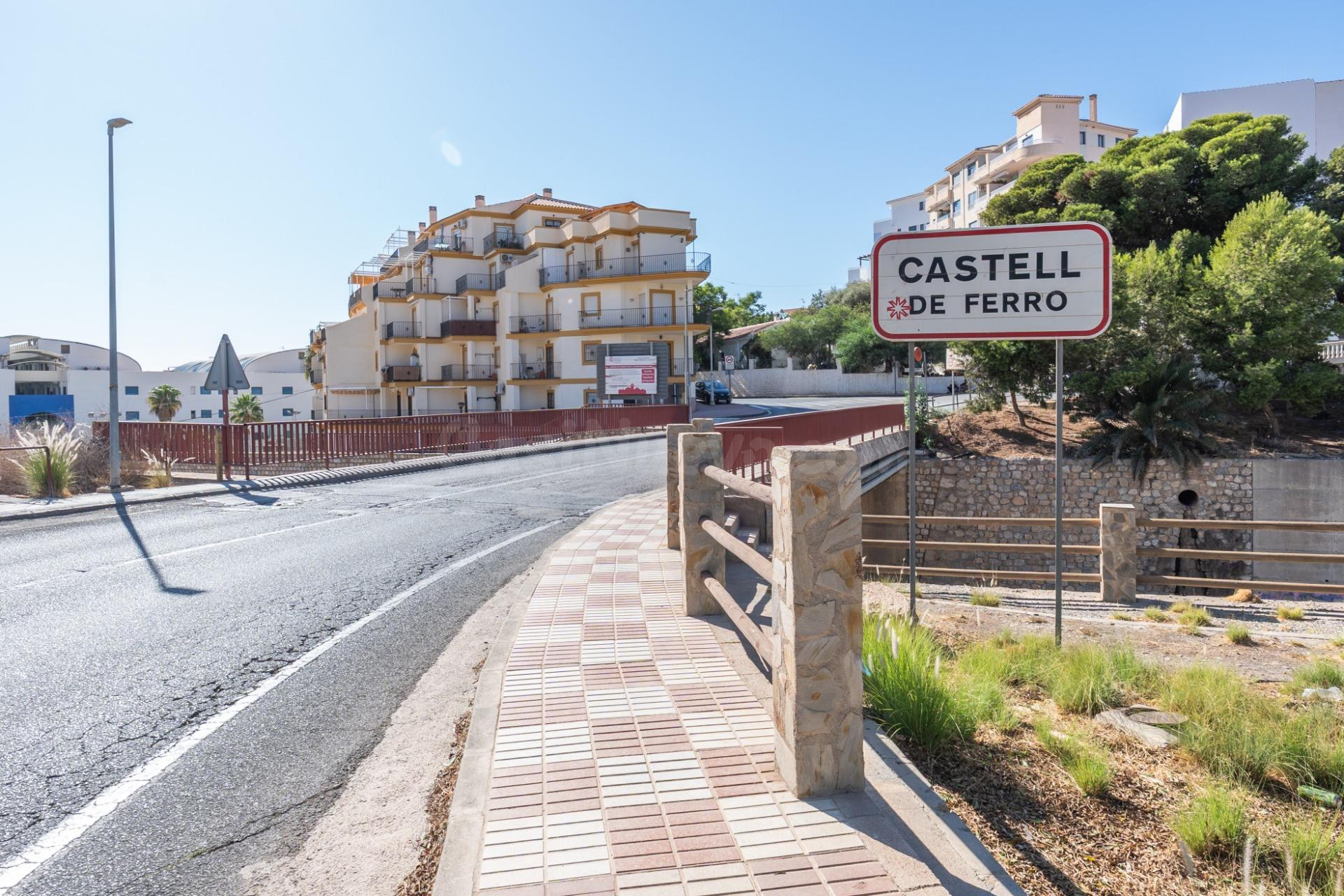 Excelente piso en Castell de Ferro