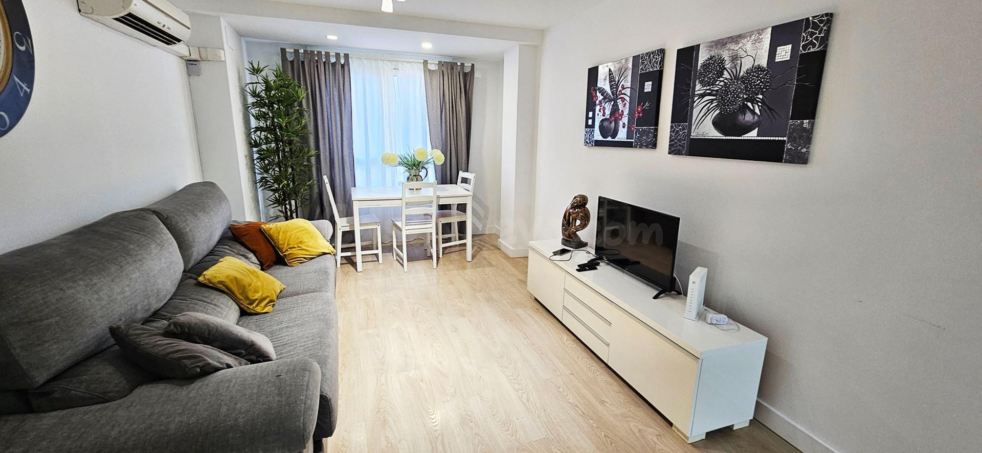 Piso reformado en venta ,  Mercado - Alicante centro