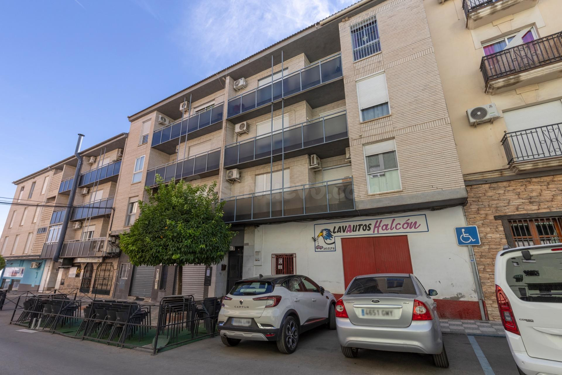 Piso de 3 habitaciones sin ascensor en venta en Peligros