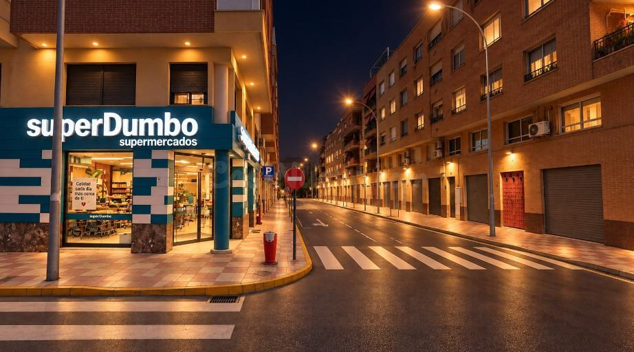PISAZO DE 4 DORMITORIOS EN ORIHUELA, ZONA OCARASA, FRENTE SUPERDUMBO.