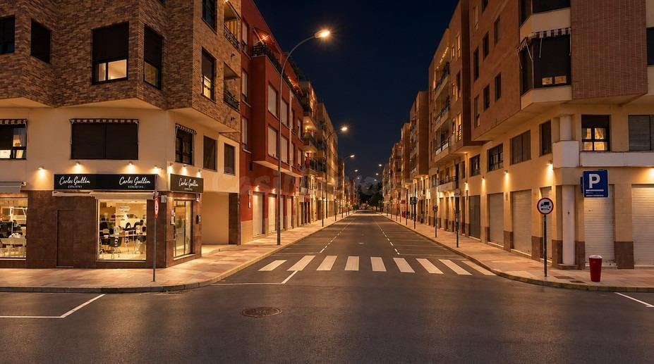 PISAZO DE 4 DORMITORIOS EN ORIHUELA, ZONA OCARASA, FRENTE SUPERDUMBO.