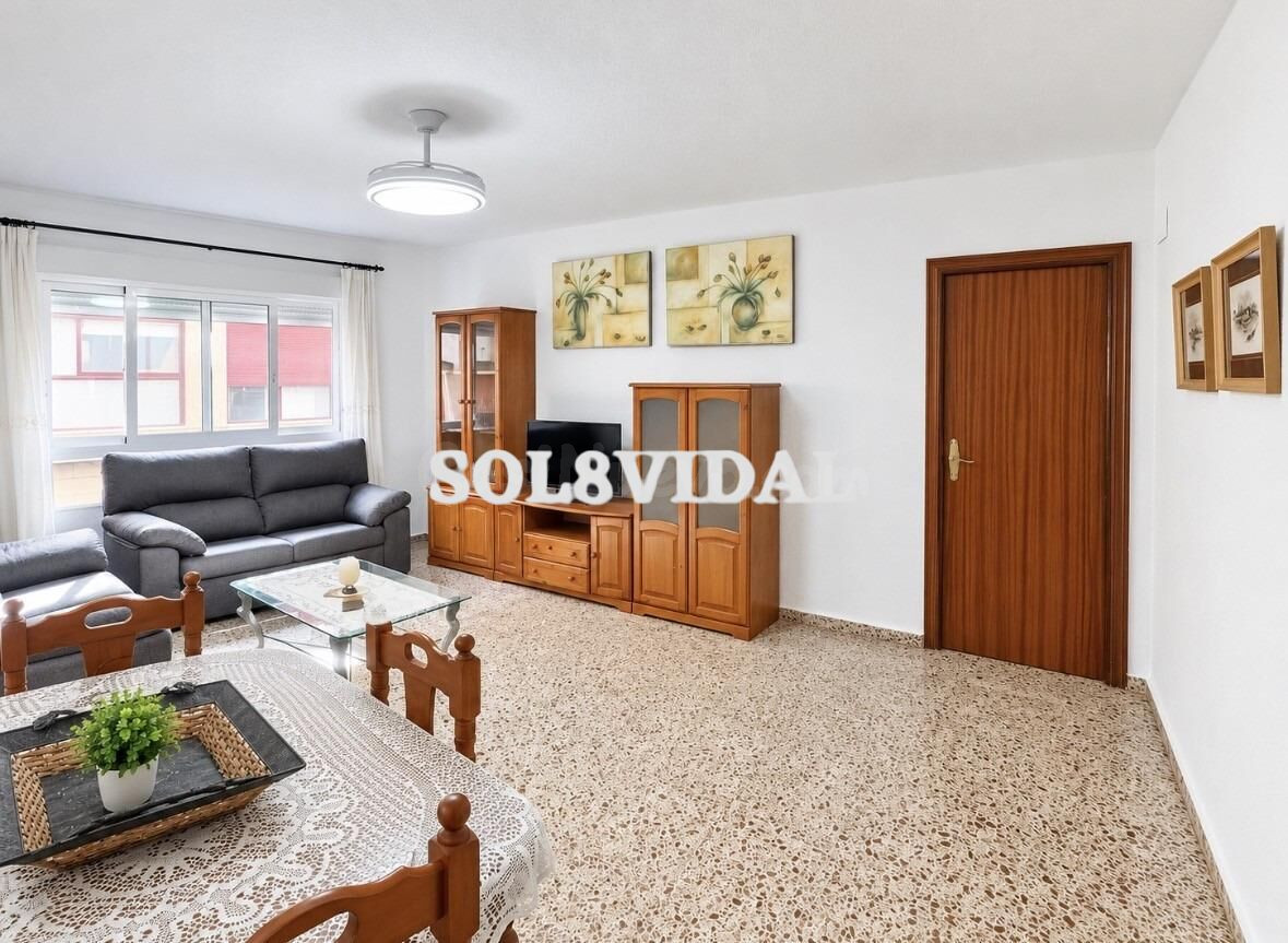 PISO EN ALQUILER EN ORIHUELA CENTRO,4 DORMITORIOS.