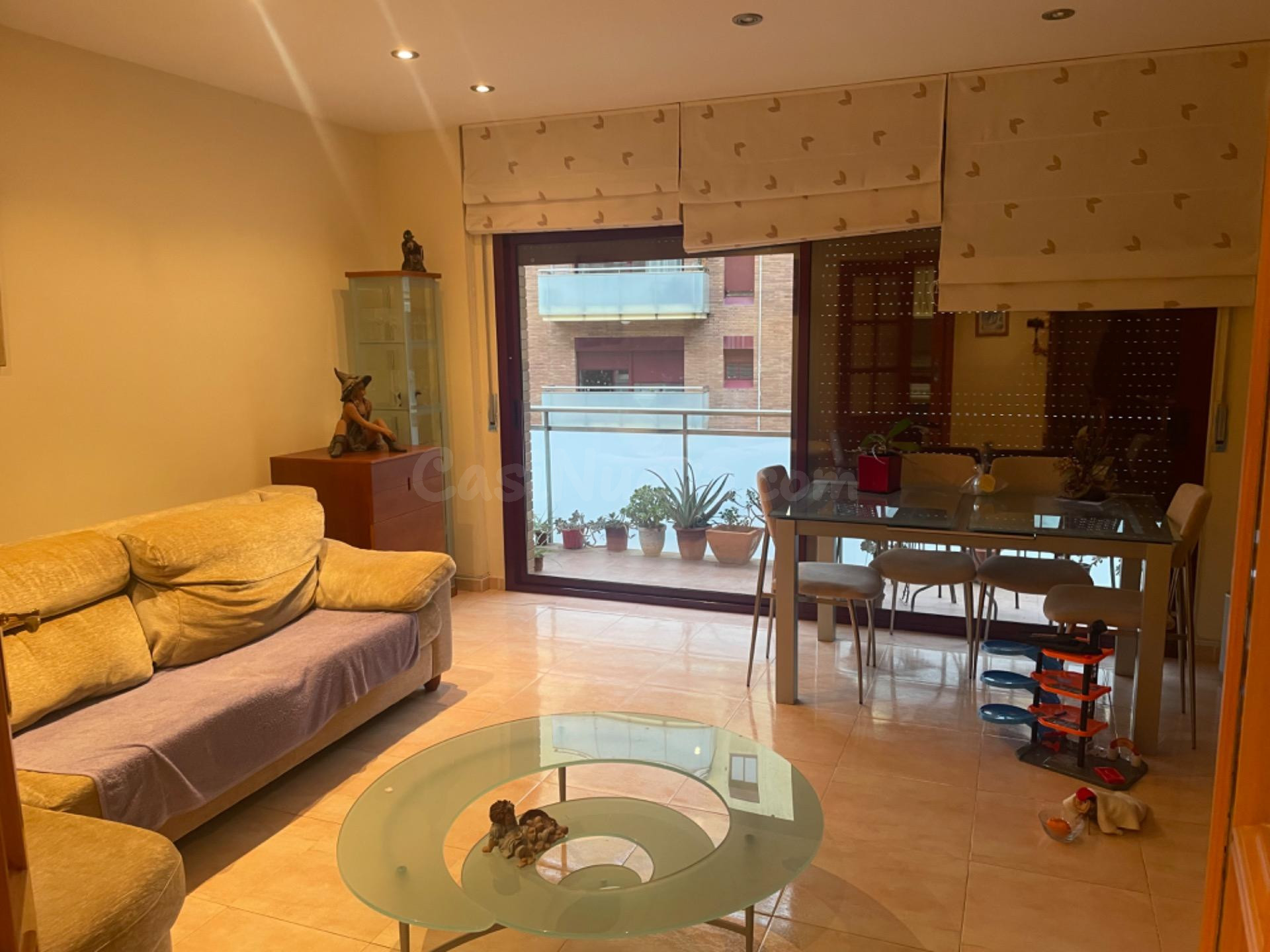 Planta baja de 104 m2 con 2 habitaciones y 2 baños en El Tancat, El Vendrell