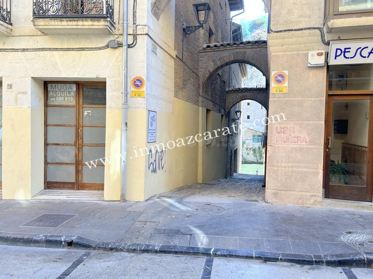 Plaza de garaje en Estella