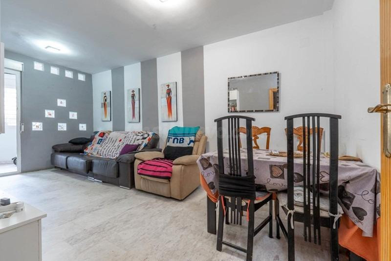 PISO EN VENTA EN CHURRIANA DE LA VEGA