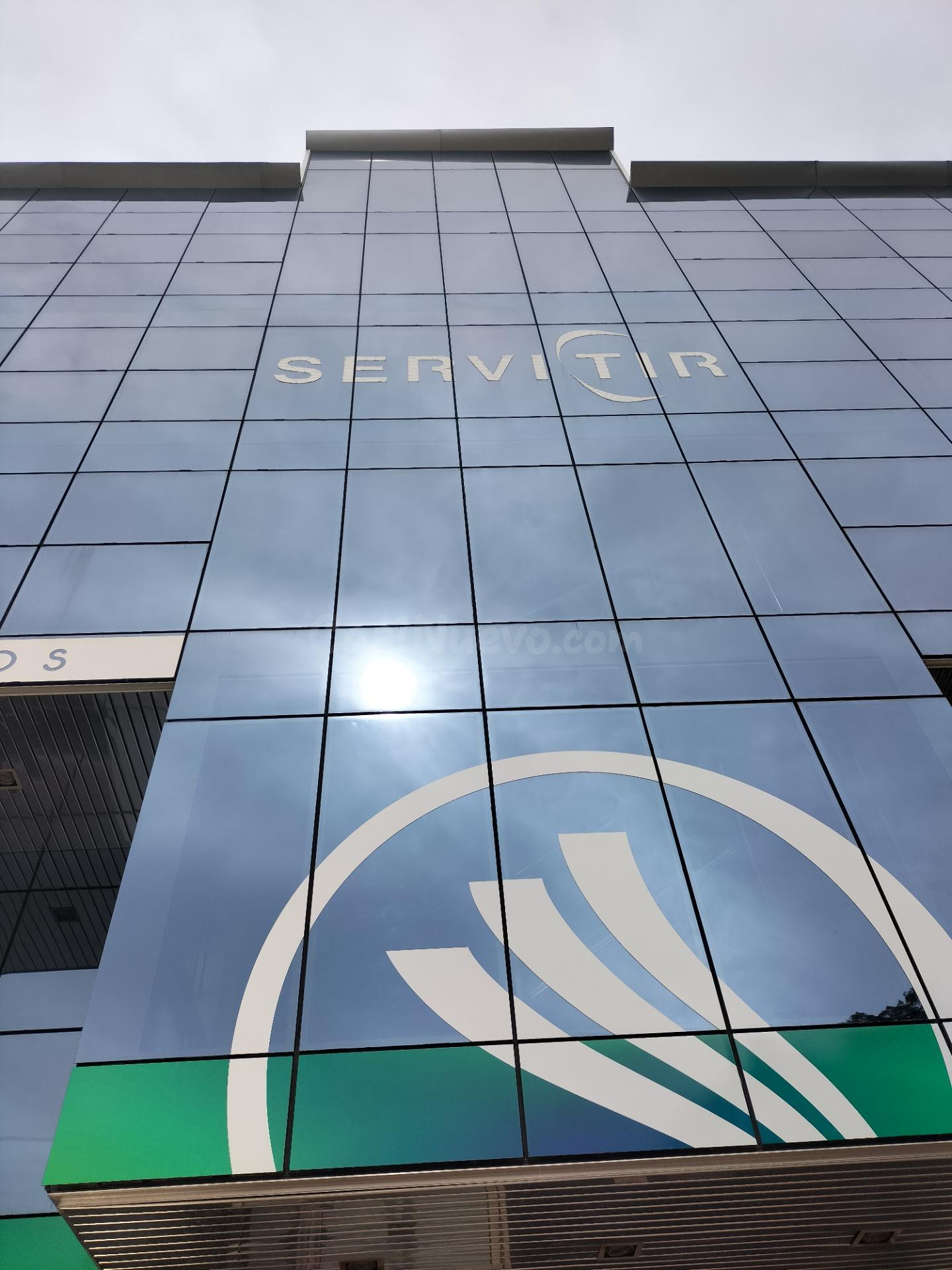 Atencion ,oficinas profesionales en Edificio de Cristal de Avenida Gutierrez Mellado¡¡¡