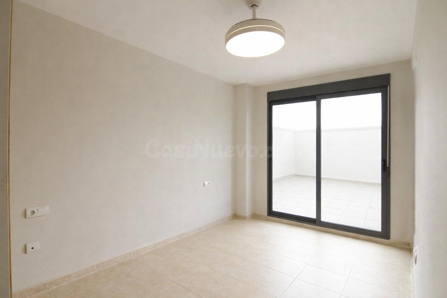 ¡PLANTA BAJA CON GRAN TERRAZA EN VENTA EN NULES!