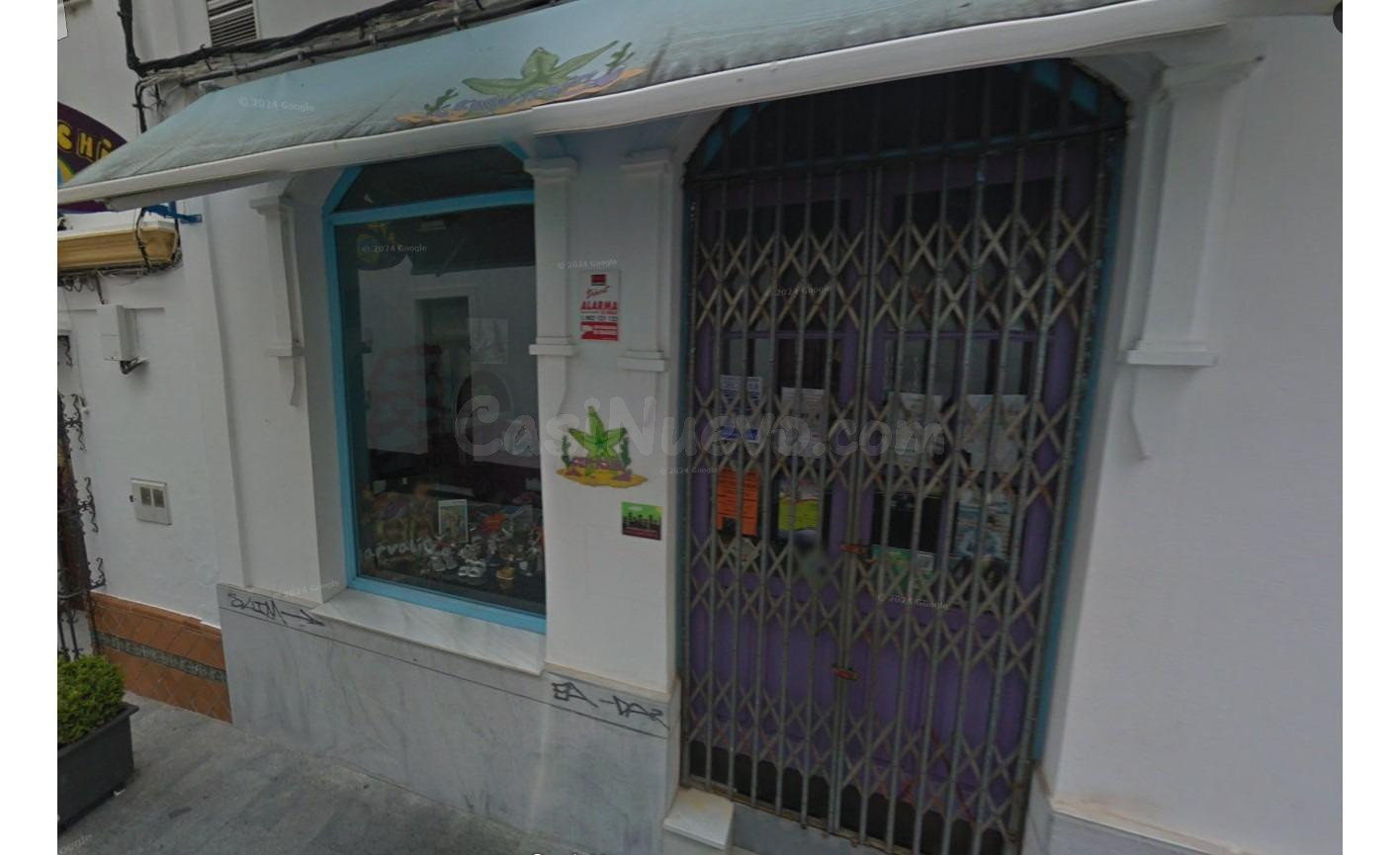 LOCAL COMERCIAL EN VENTA O ALQUILER EN EL CENTRO DE CHICLANA