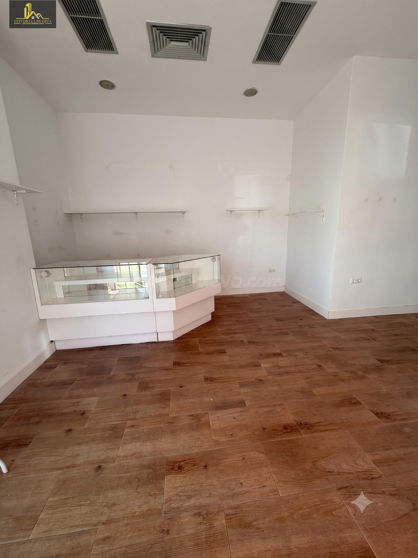 Local comercial 40m2 en zona San Benito