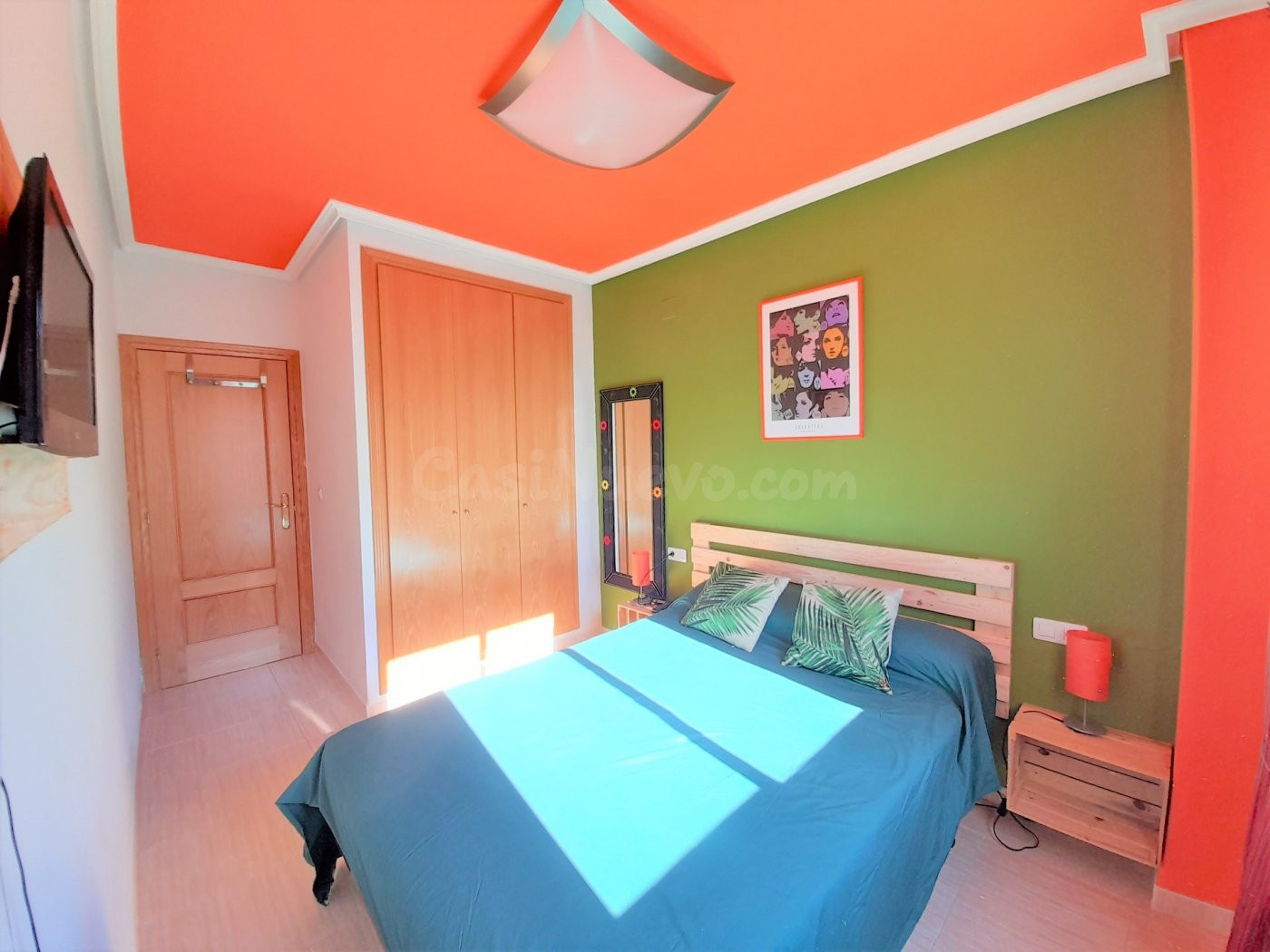 Apartamento , luminoso , colorido y en el corazón de Marina Dor