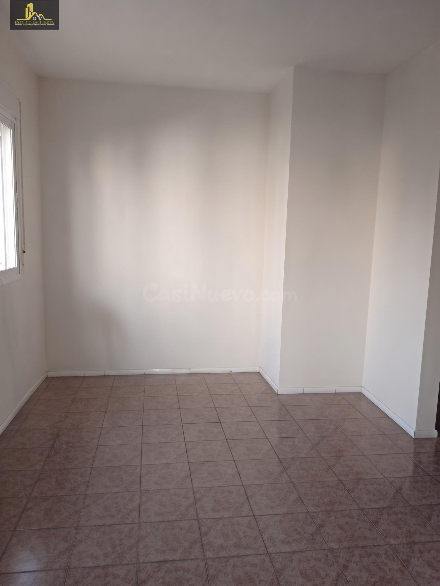 NUEVO LOCAL EN TORRESOTO DE 17m2