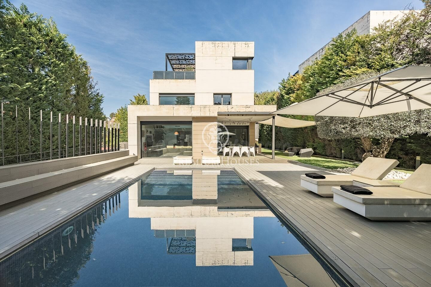 Espectacular chalet contemporáneo de 600 m2 en Valldoreix