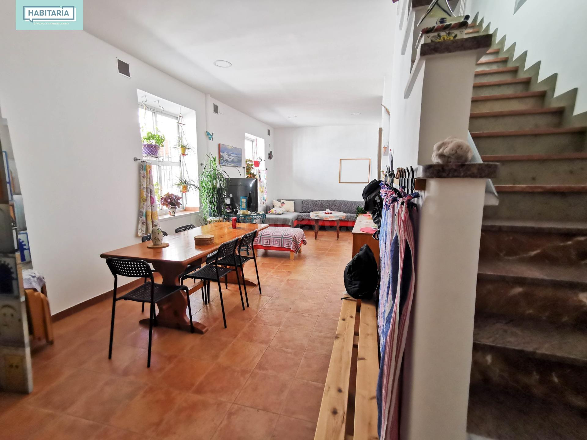 Encantadora Casa Reformada en el Corazón de Málaga - Ideal para Familias