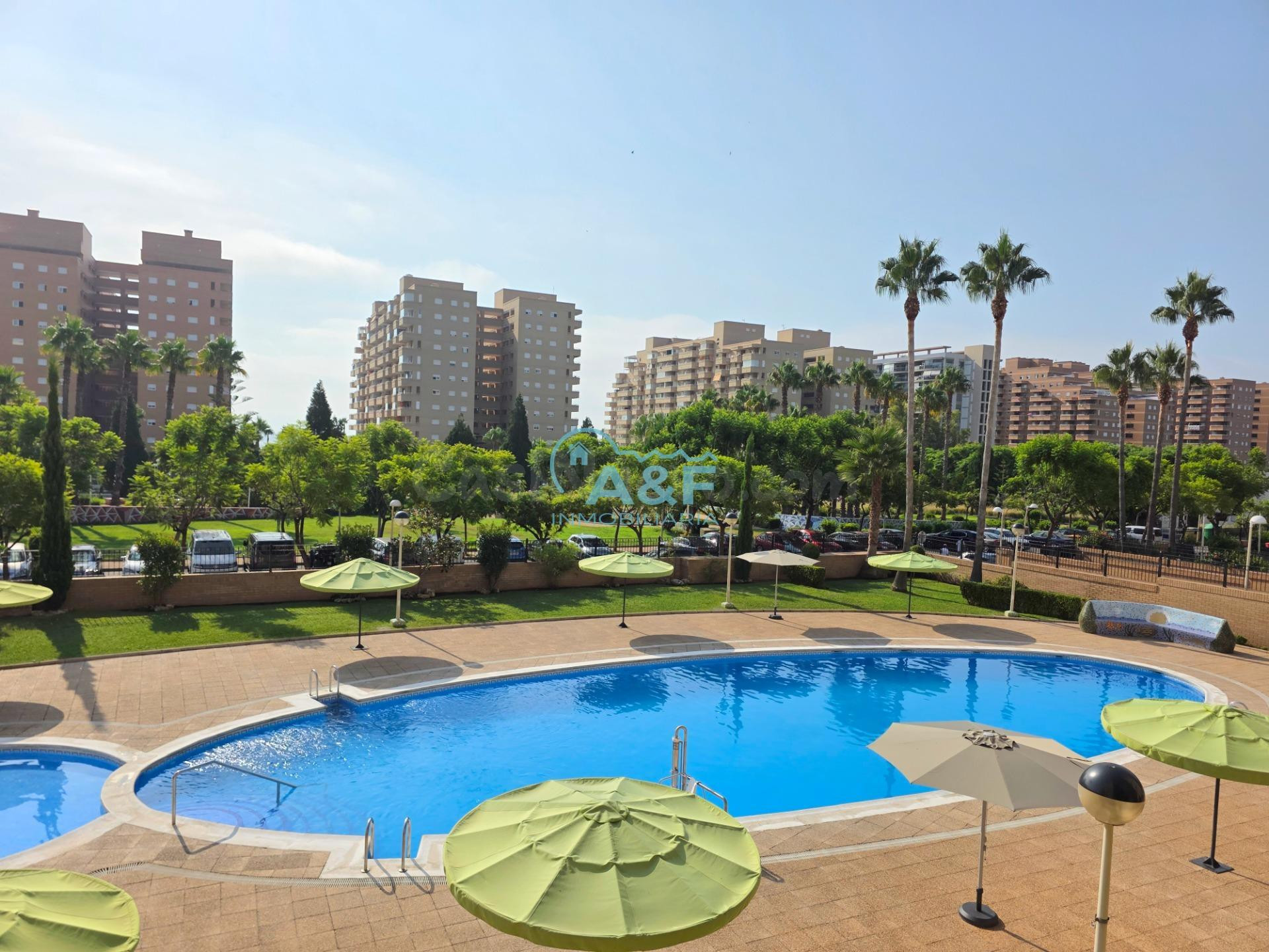 Apartamento 2 habitaciones 111m² en alquiler - Marina dOr
