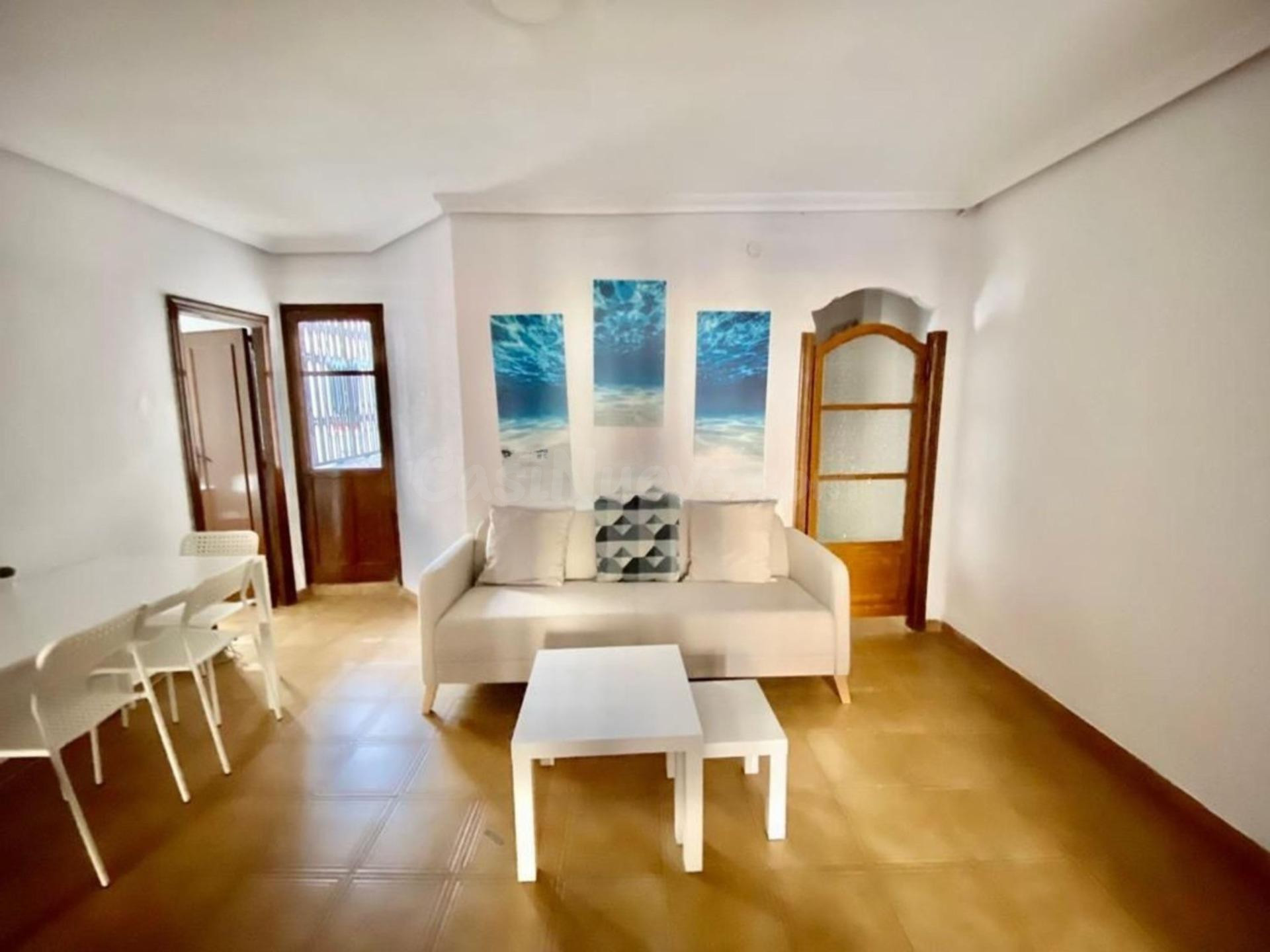Venta de Piso 4 Dormitorios Terraza Baño y Cocina Reformados