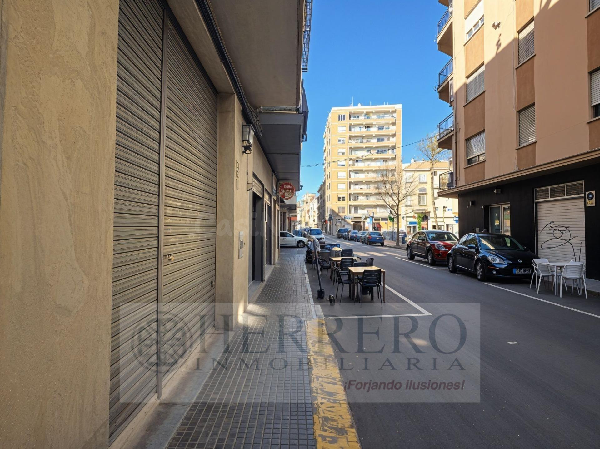 ¿Necesitas un gran local para varios vehículos o tu propio n - foto 4