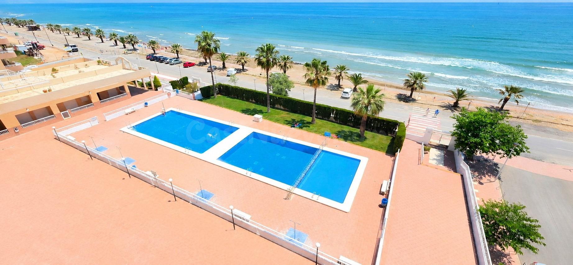 Apartamento Vacacional en Primera Línea de Mar – Edificio Yolimar, Oropesa del Mar