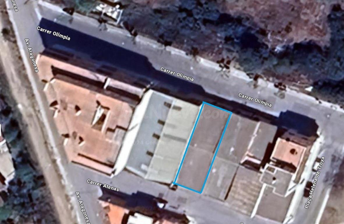 ALMACEN CON ACESOS A DOS CALLES - foto 4