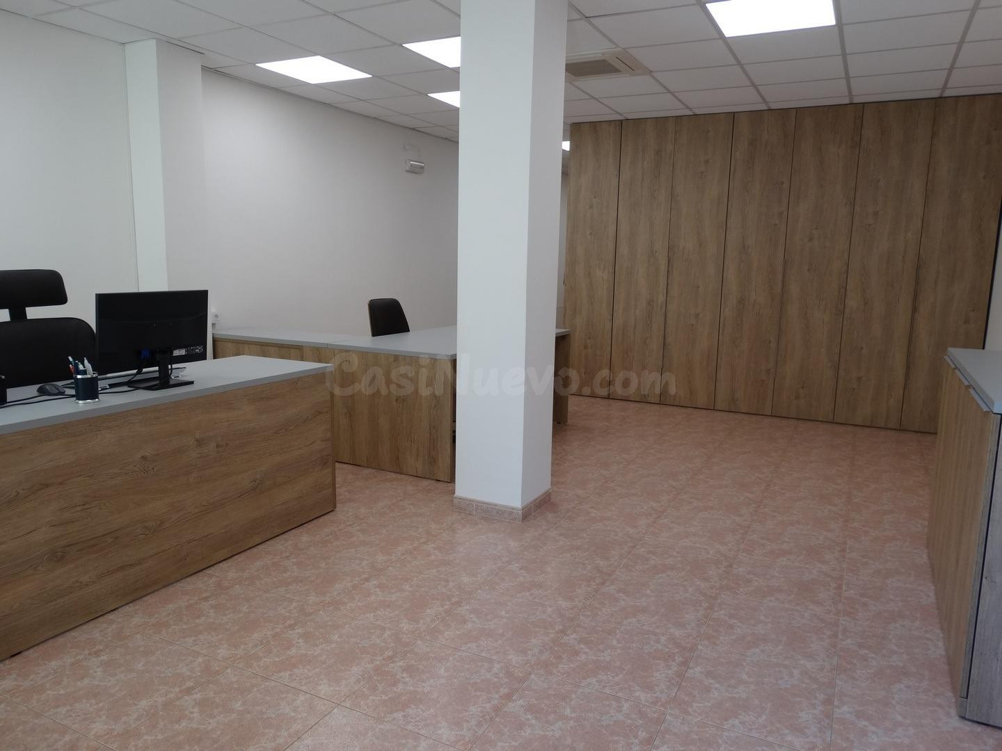 Local comercial en planta baja en el centro de Amposta