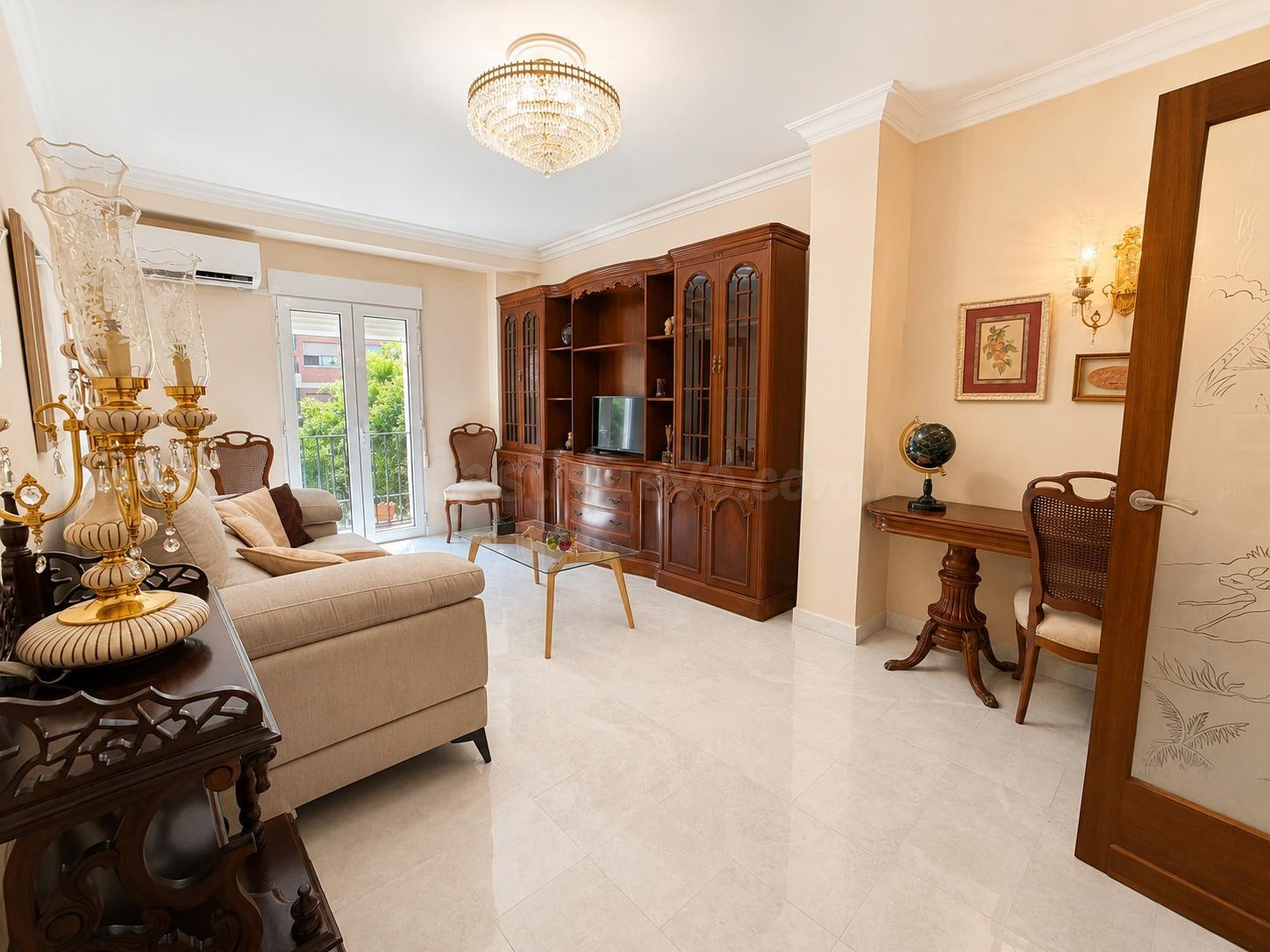 Exclusiva vivienda de 3 dormitorios en pleno centro de Valencia junto a Xativa