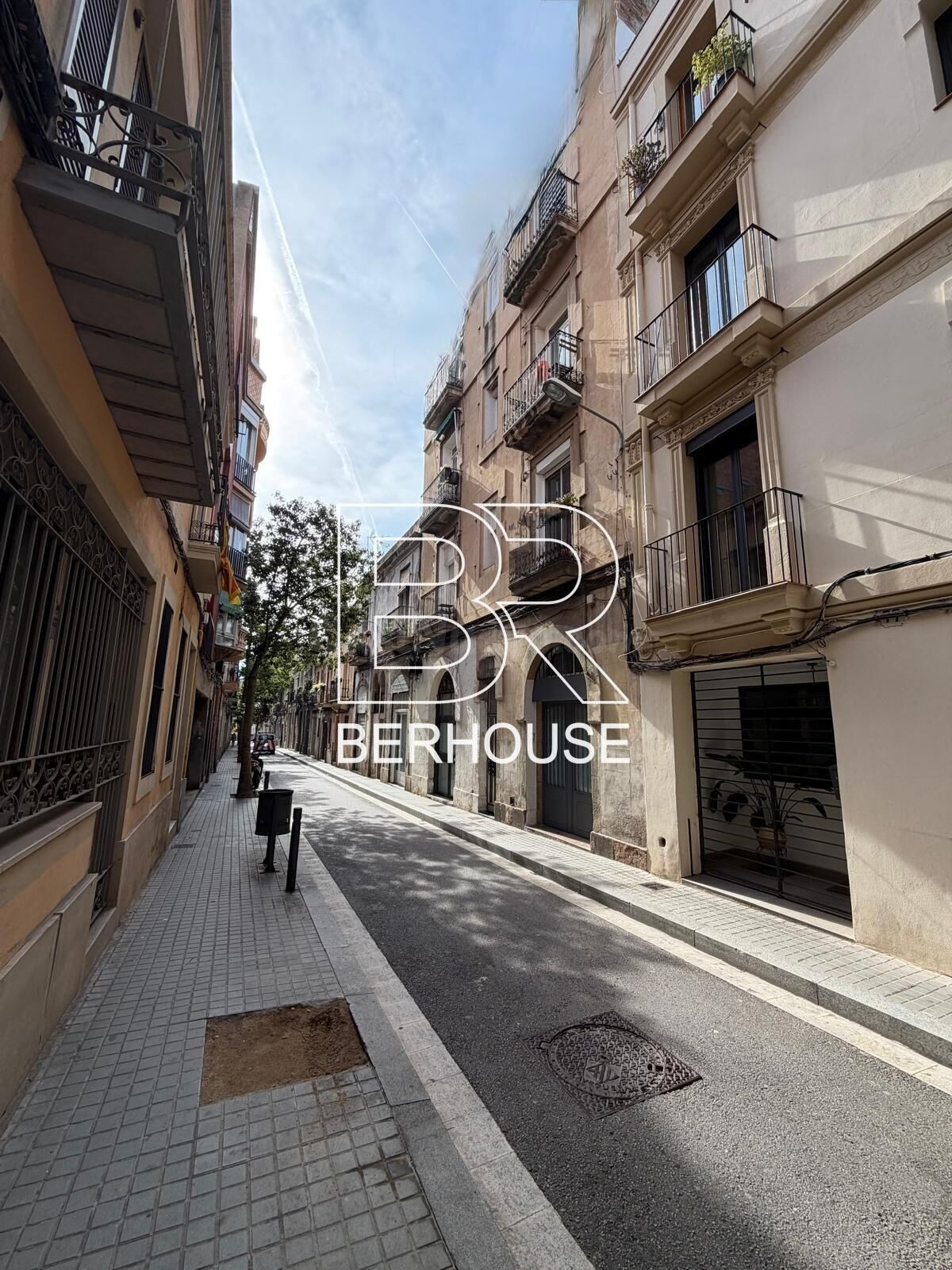 Piso en venta en Barcelona-Sants