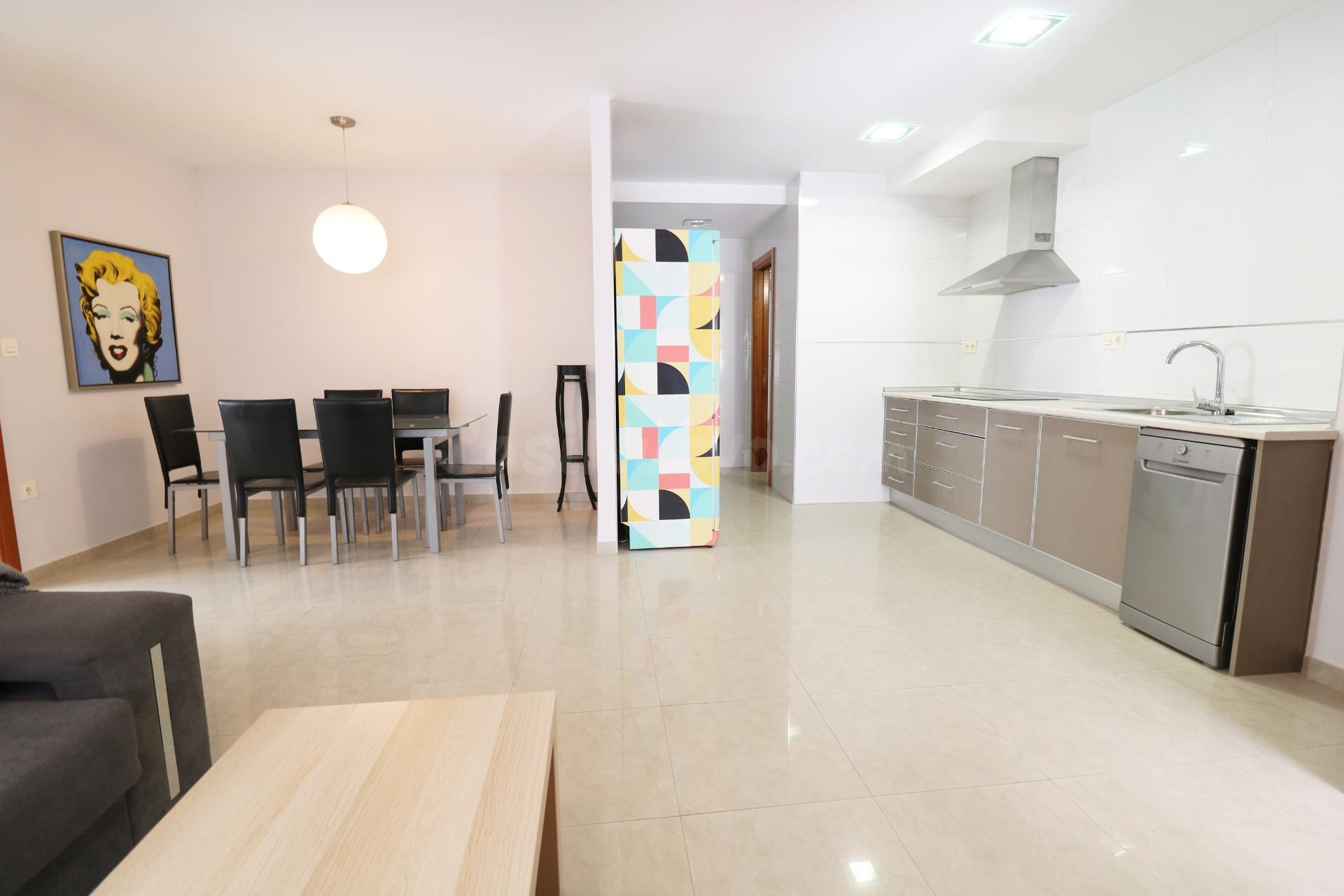 Planta baja reformada a estrenar con entrada independiente en venta – Elche, Zona Asilo