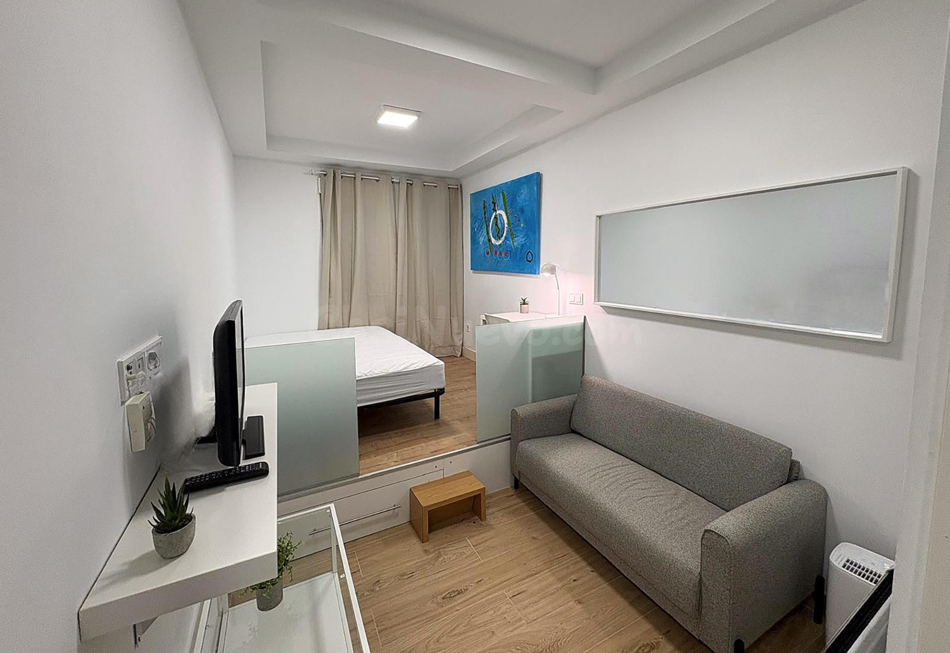 FANTASTICO PISO TIPO ESTUDIO DE DISEÑO CON REFORMA INTEGRAL EN ARGÜELLES