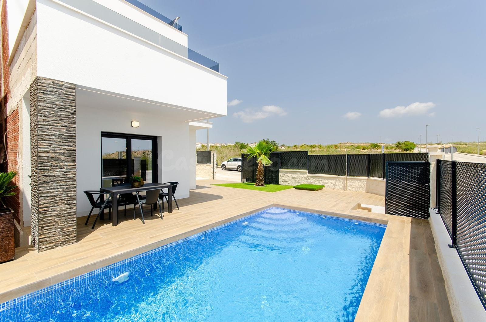 EXCLUSIVAS VILLAS INDEPENDIENTES EN VISTABELLA GOLF